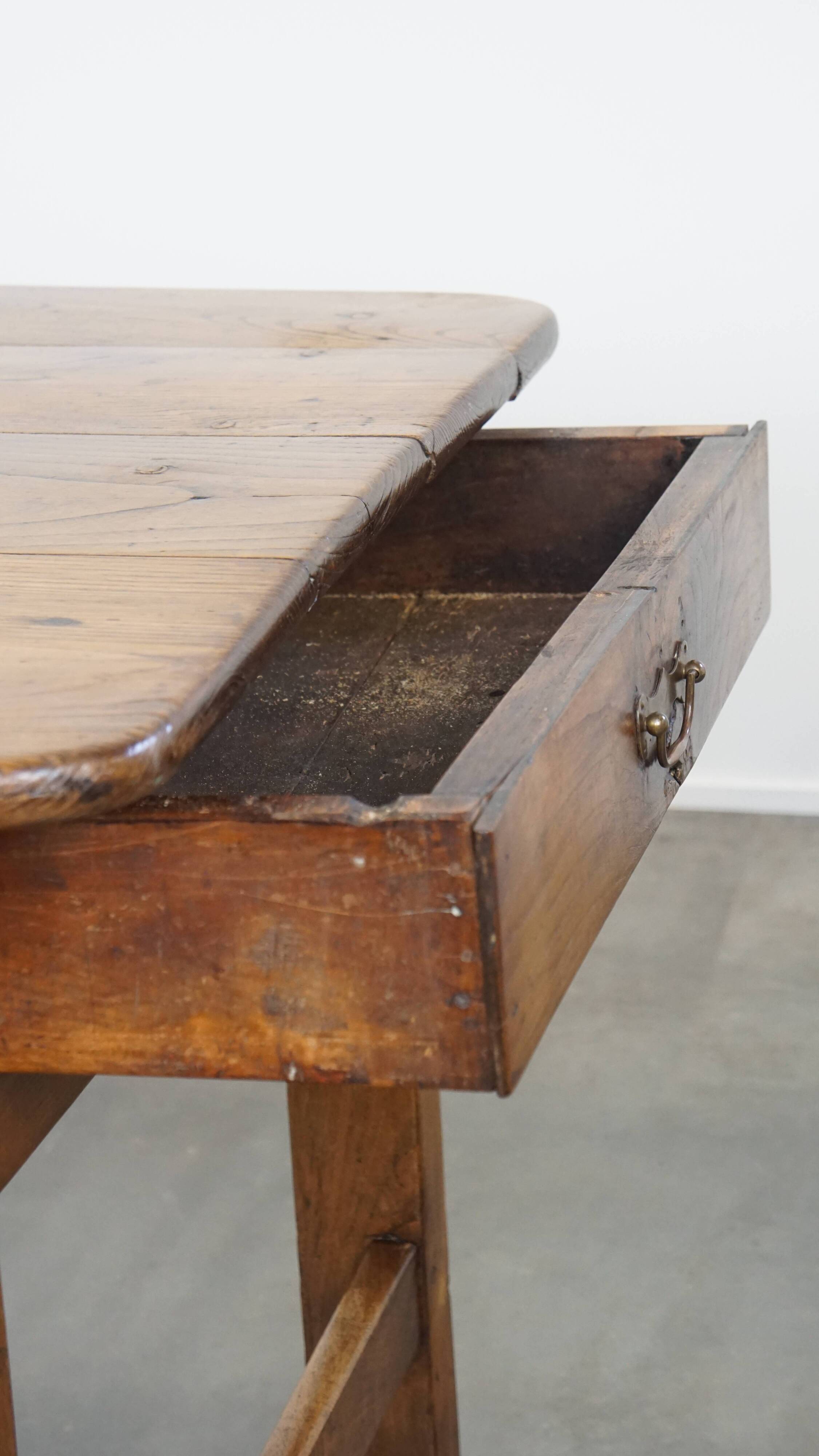 18th-Century Antique Dining Table in Oak with 2 Drawers