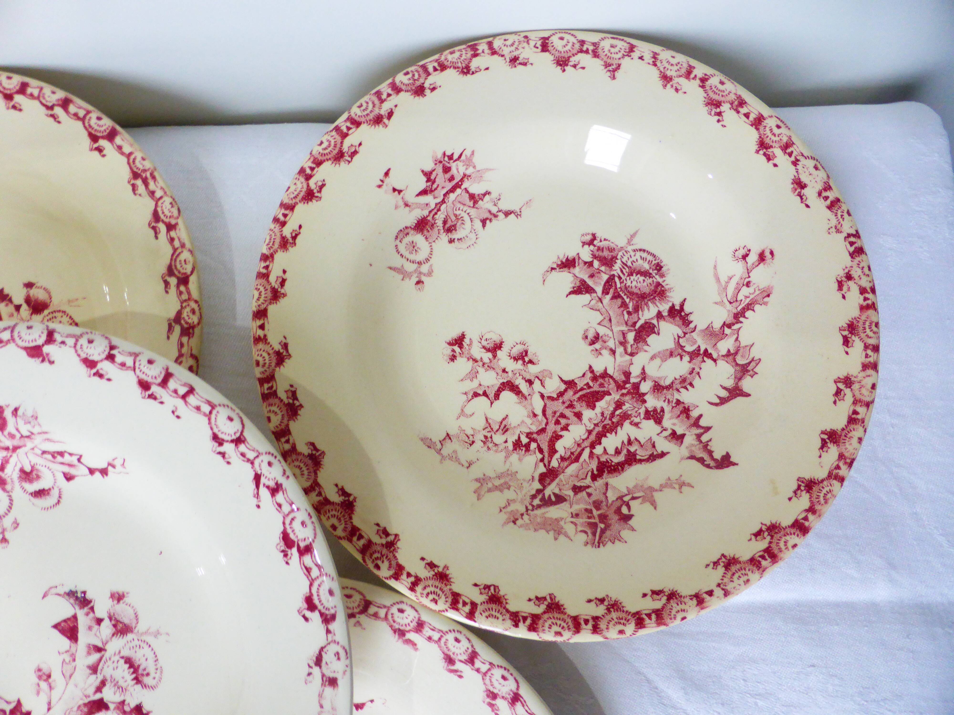 5 hollow plates in Gien iron earth model Thistles