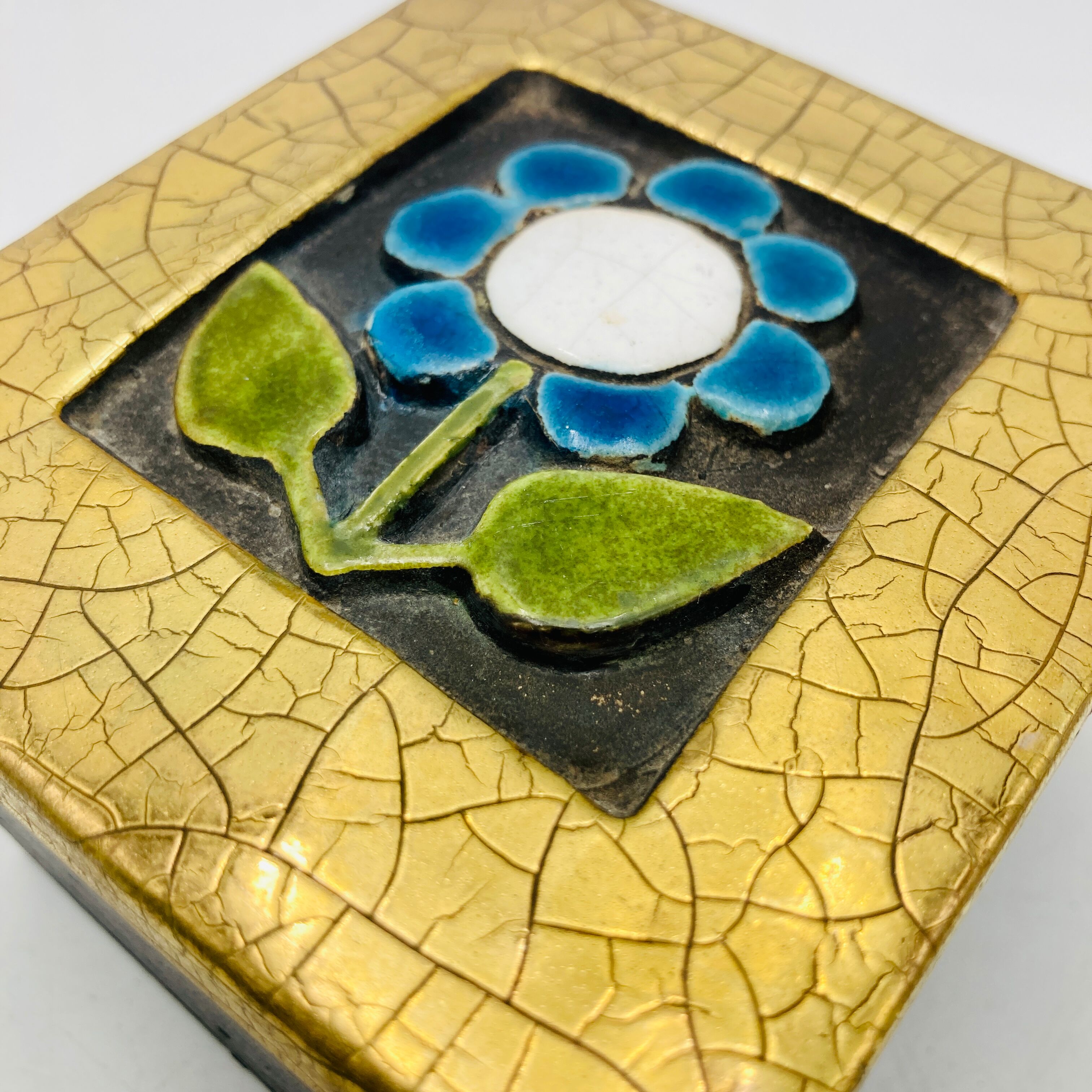 Ceramic lid box from Mithé Espelt.