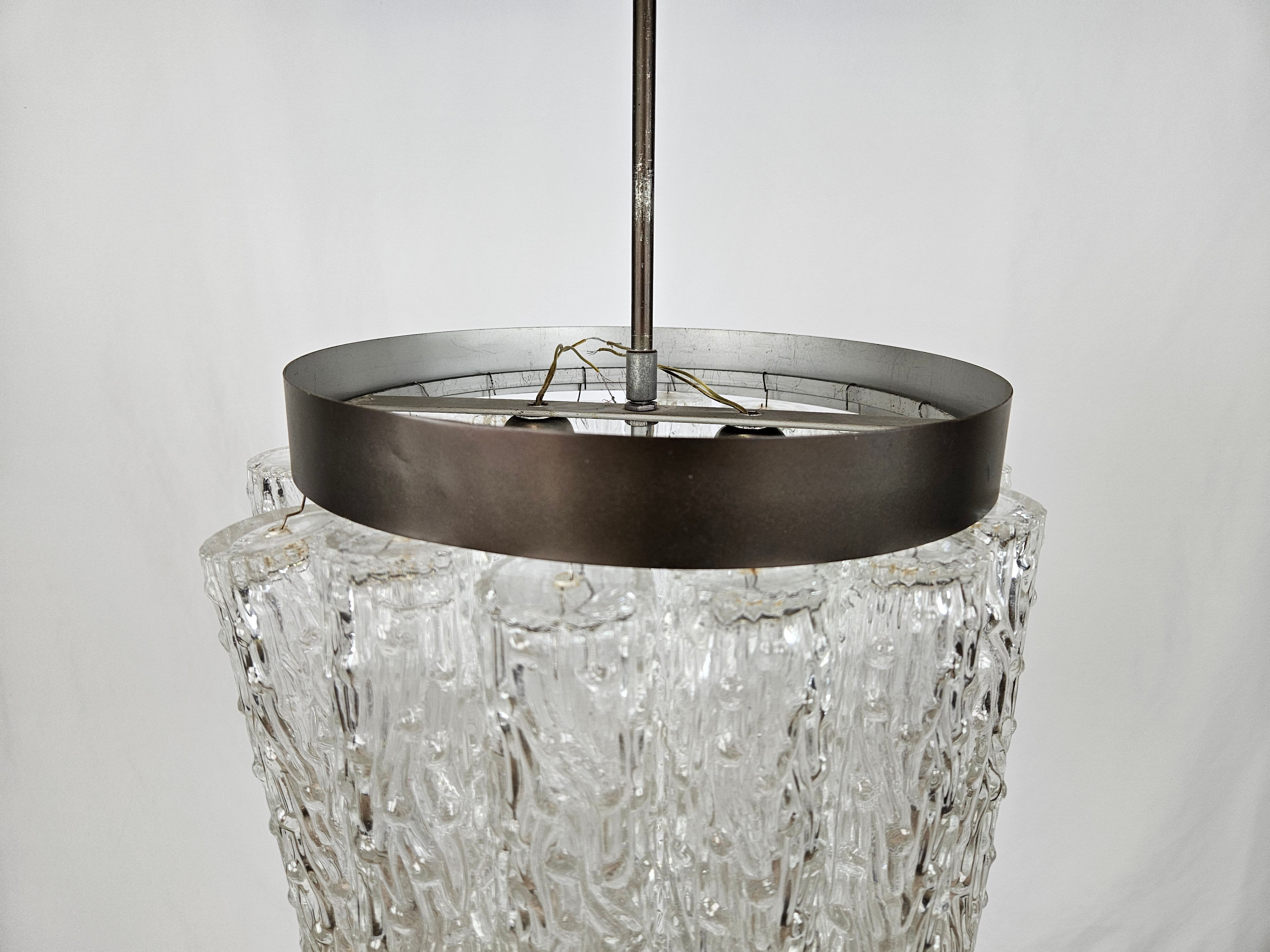 Murano glass chandelier with 14 tubular pendants