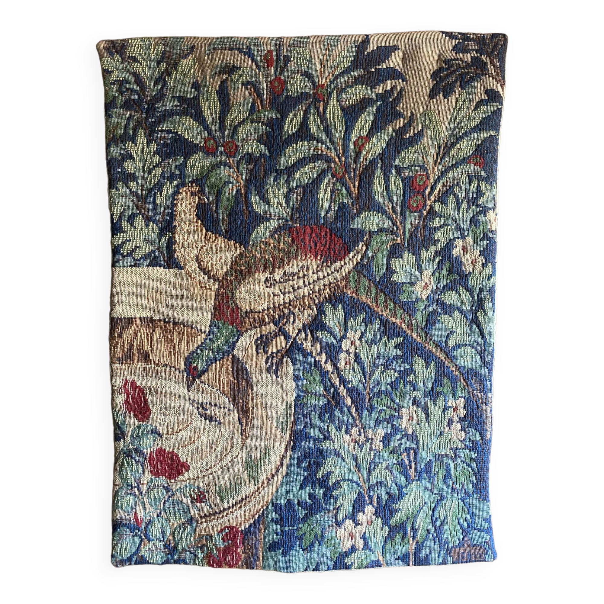 Tapisserie d'Halluin numérotée - couple de faisans buvant à la fontaine sur verdure