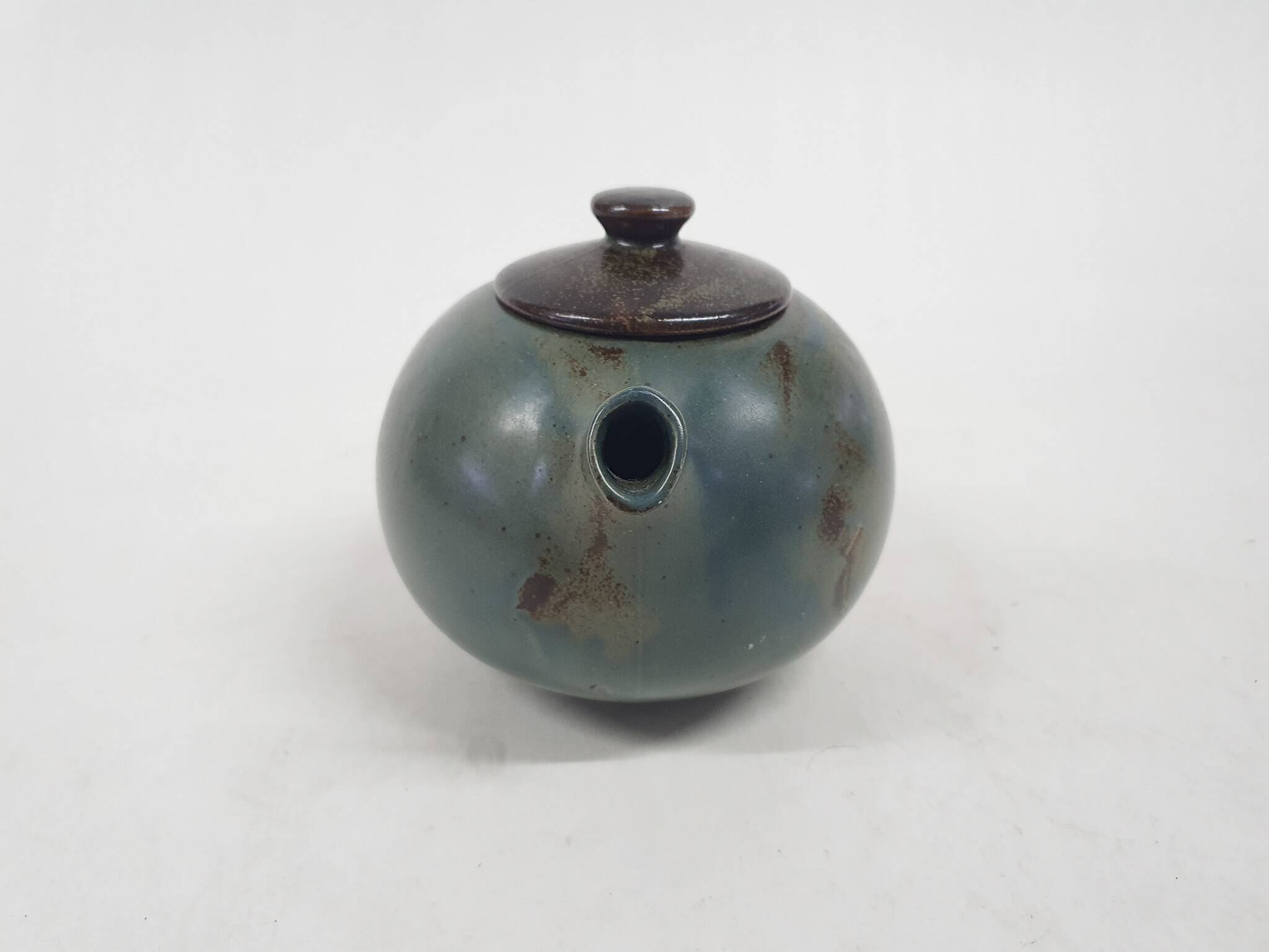 Vintage ceramic tea pot