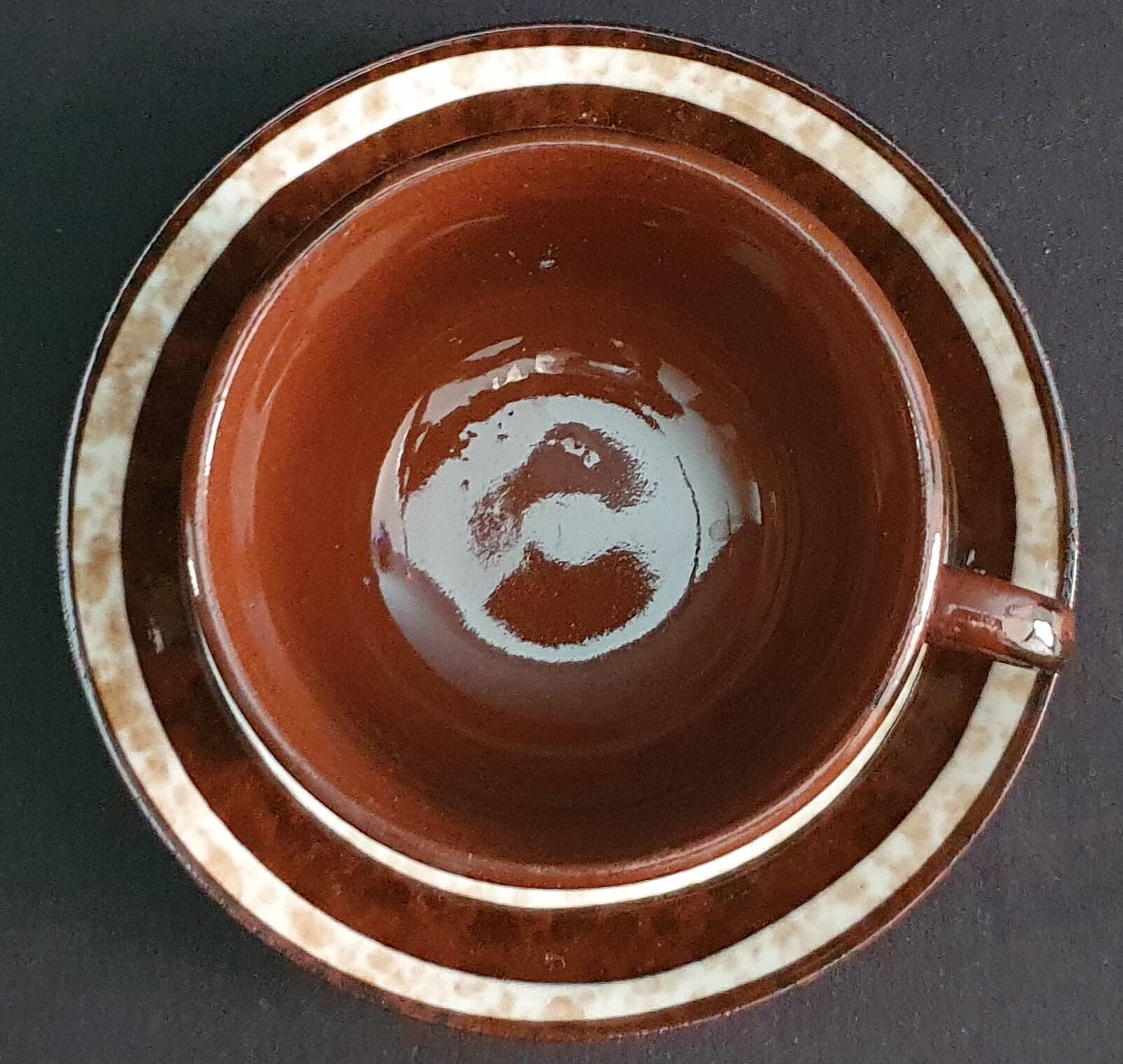 English earthenware cup in "Mary" style, Sarreguemines.