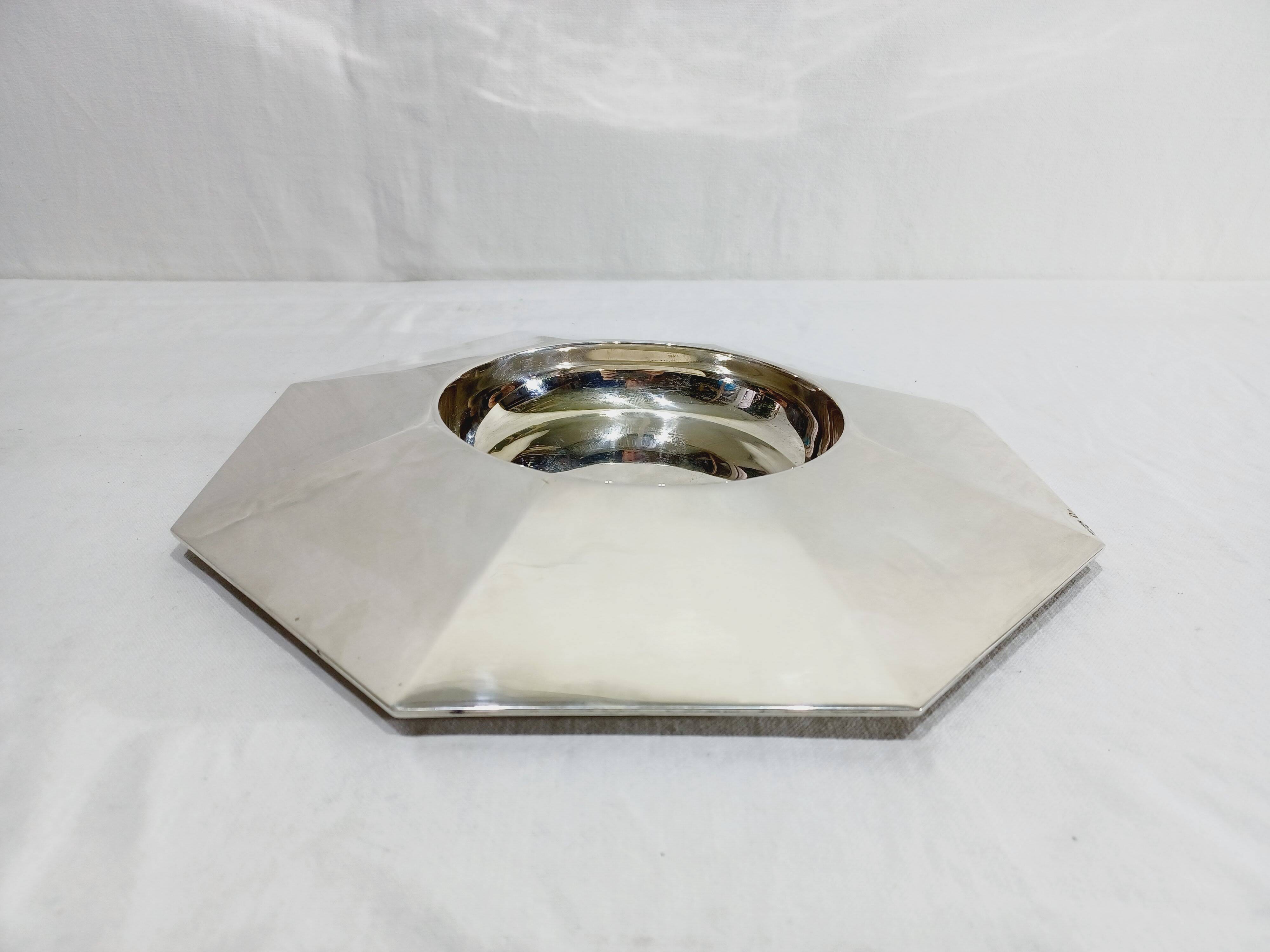 David Ferreira – Silver Centerpiece