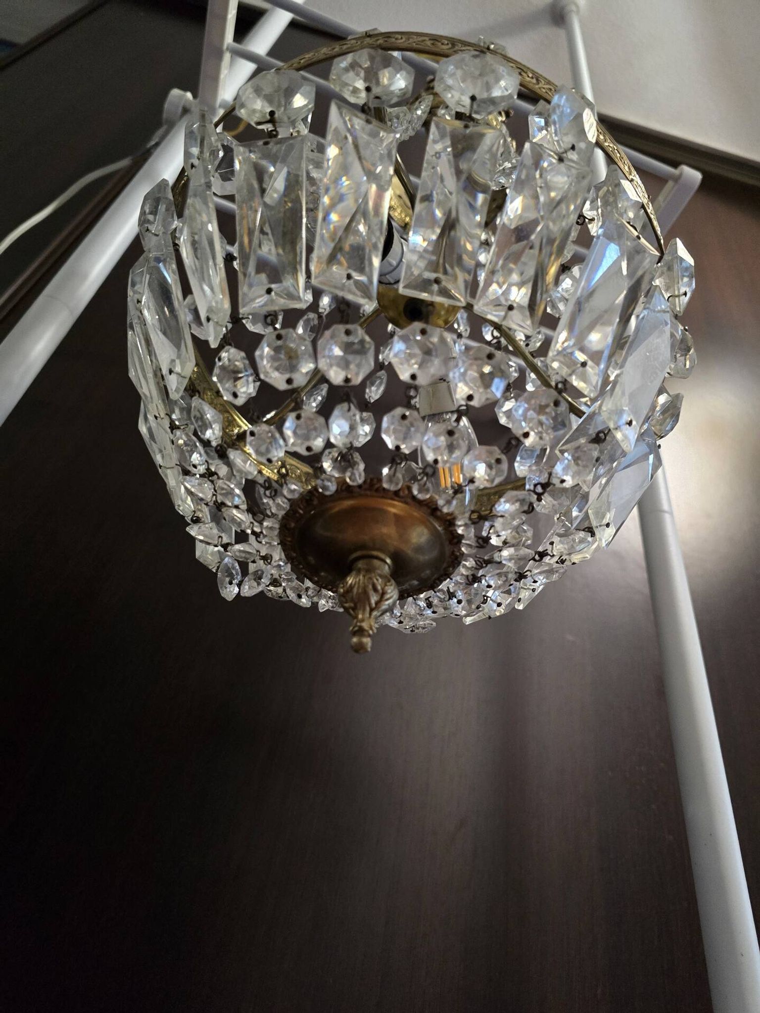Balloon chandelier in glass and brass