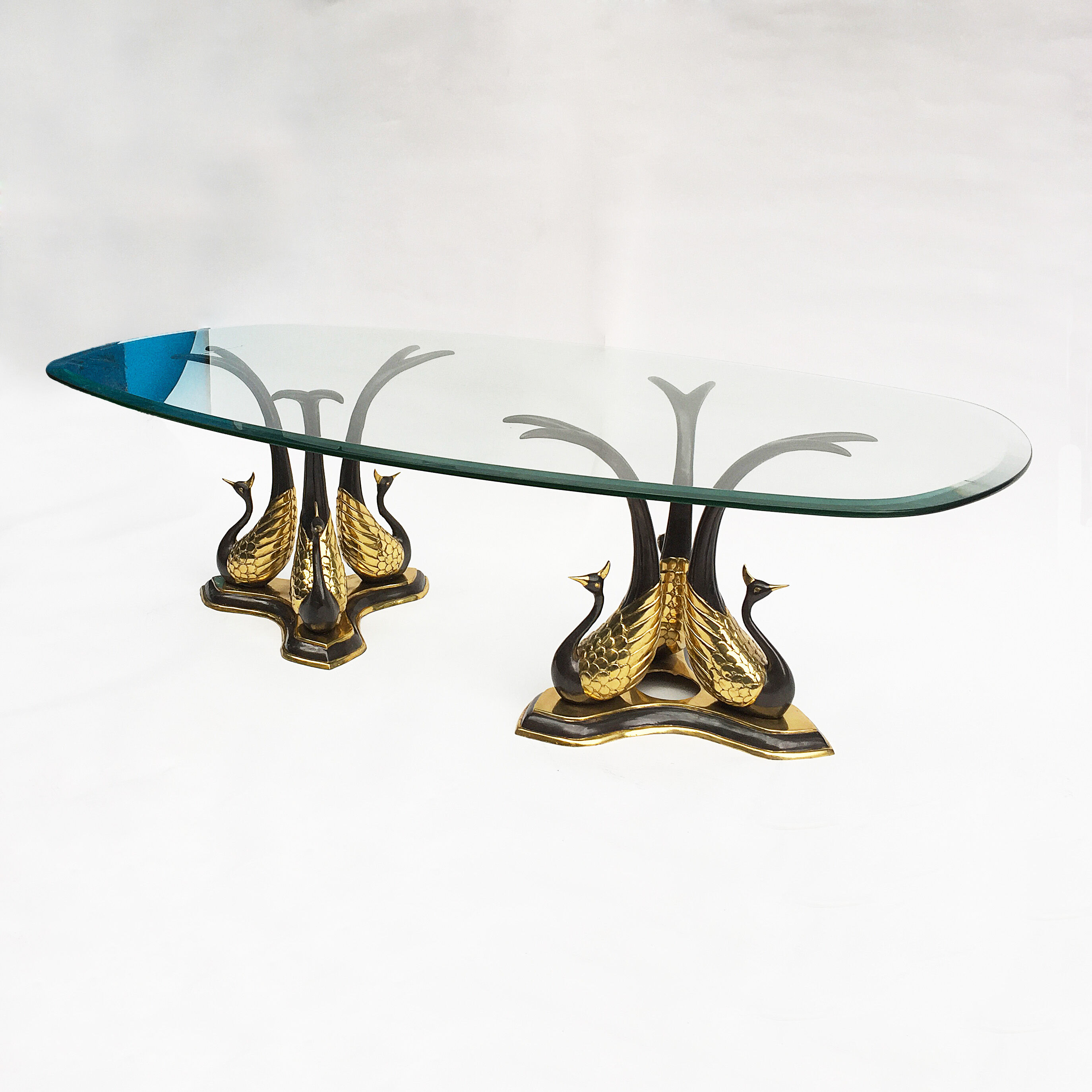 Table Hollywood regency