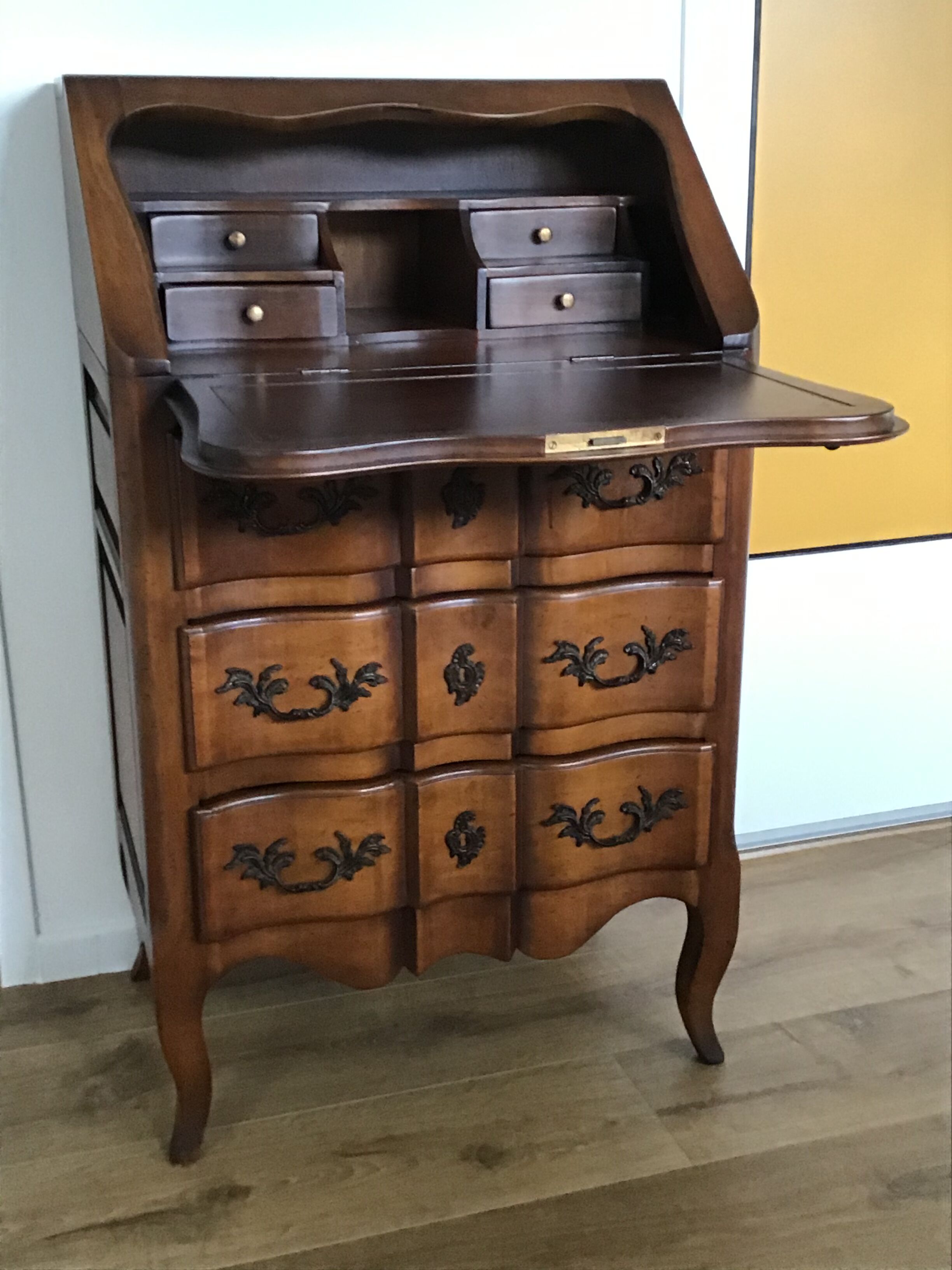 Secretary scriban Louis XV
