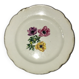 A plate of Gien Brittany from Vercor