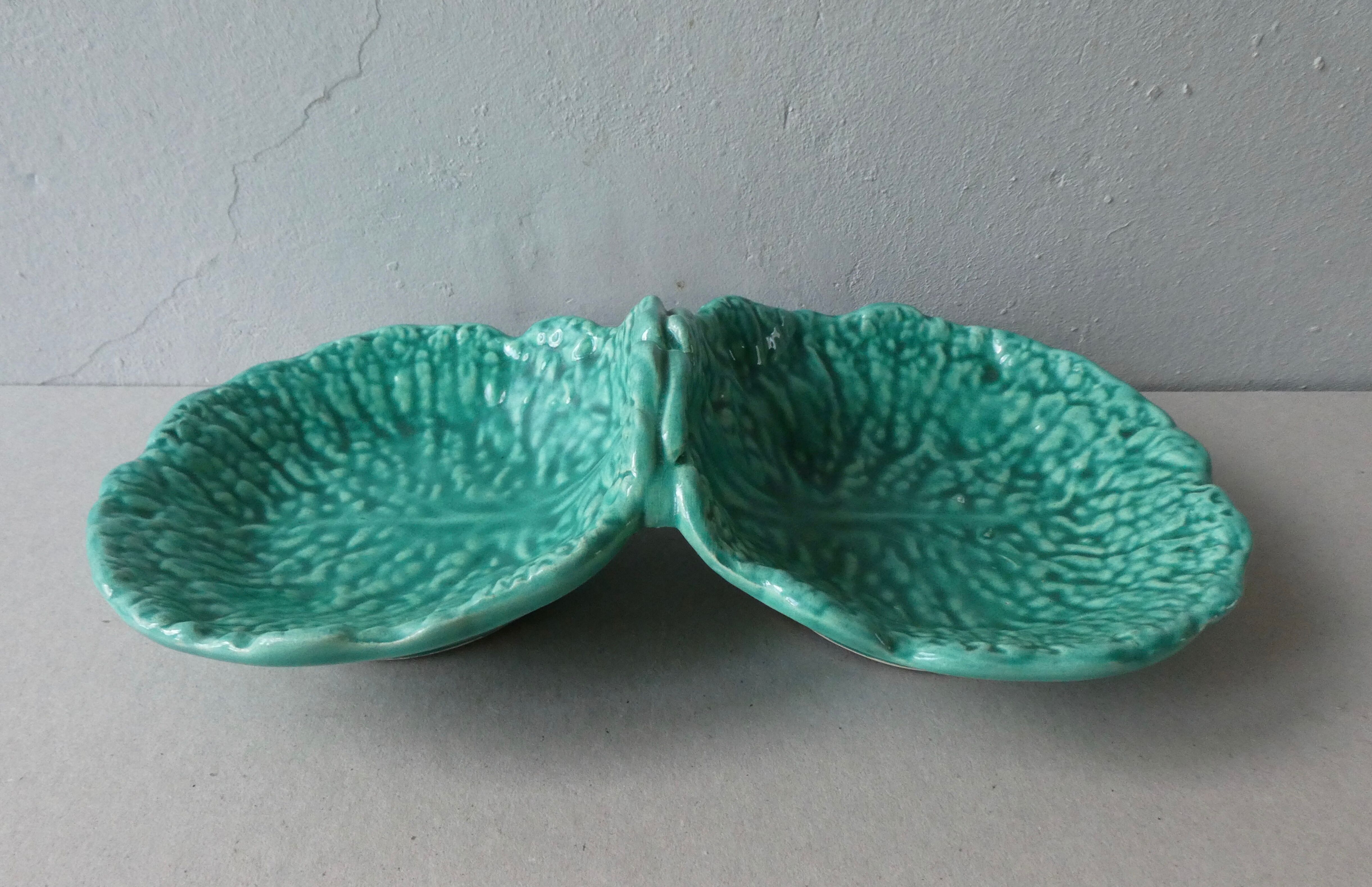 Double ceramic cups shape cabbage leaves