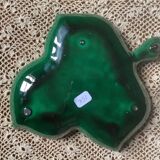 Ceramic leaf pocket emptier