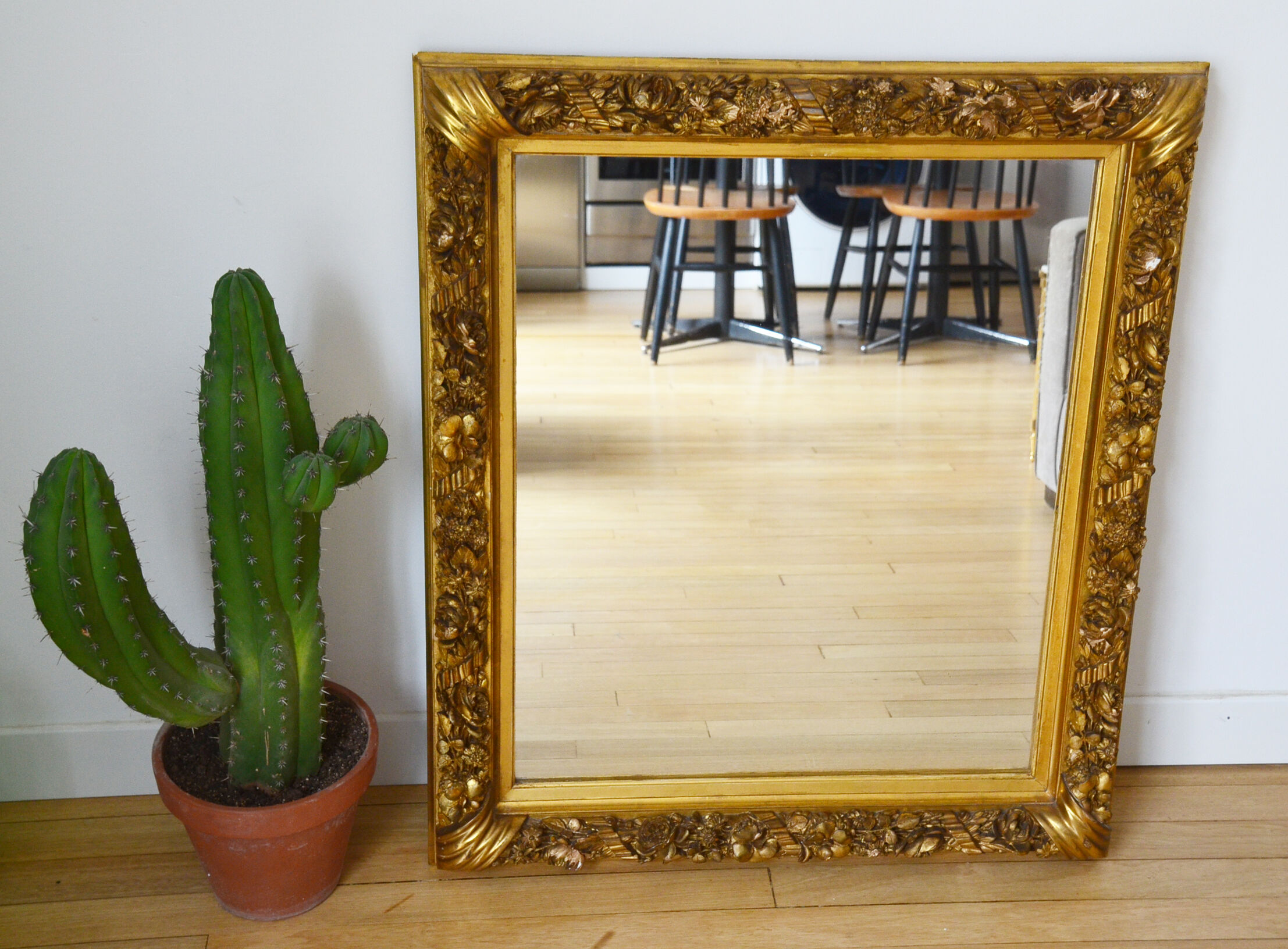 Miroir de cheminée XIXème siècle bois et stuc