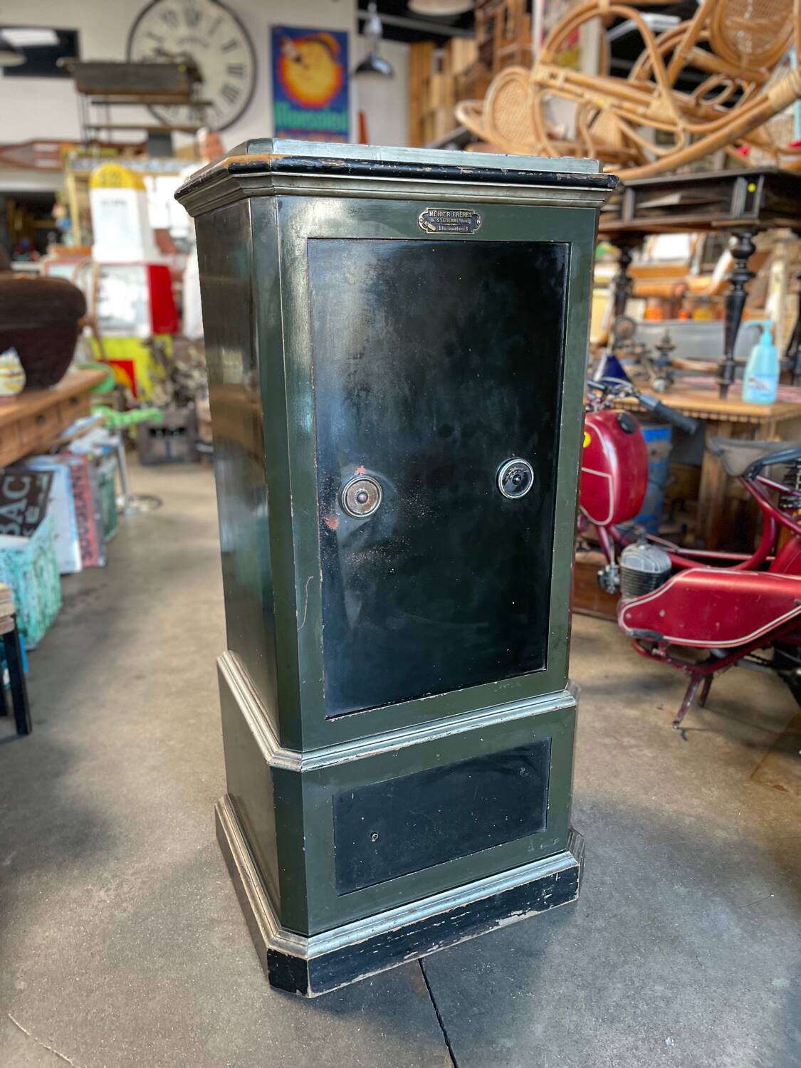 Old metal bank safe 1930