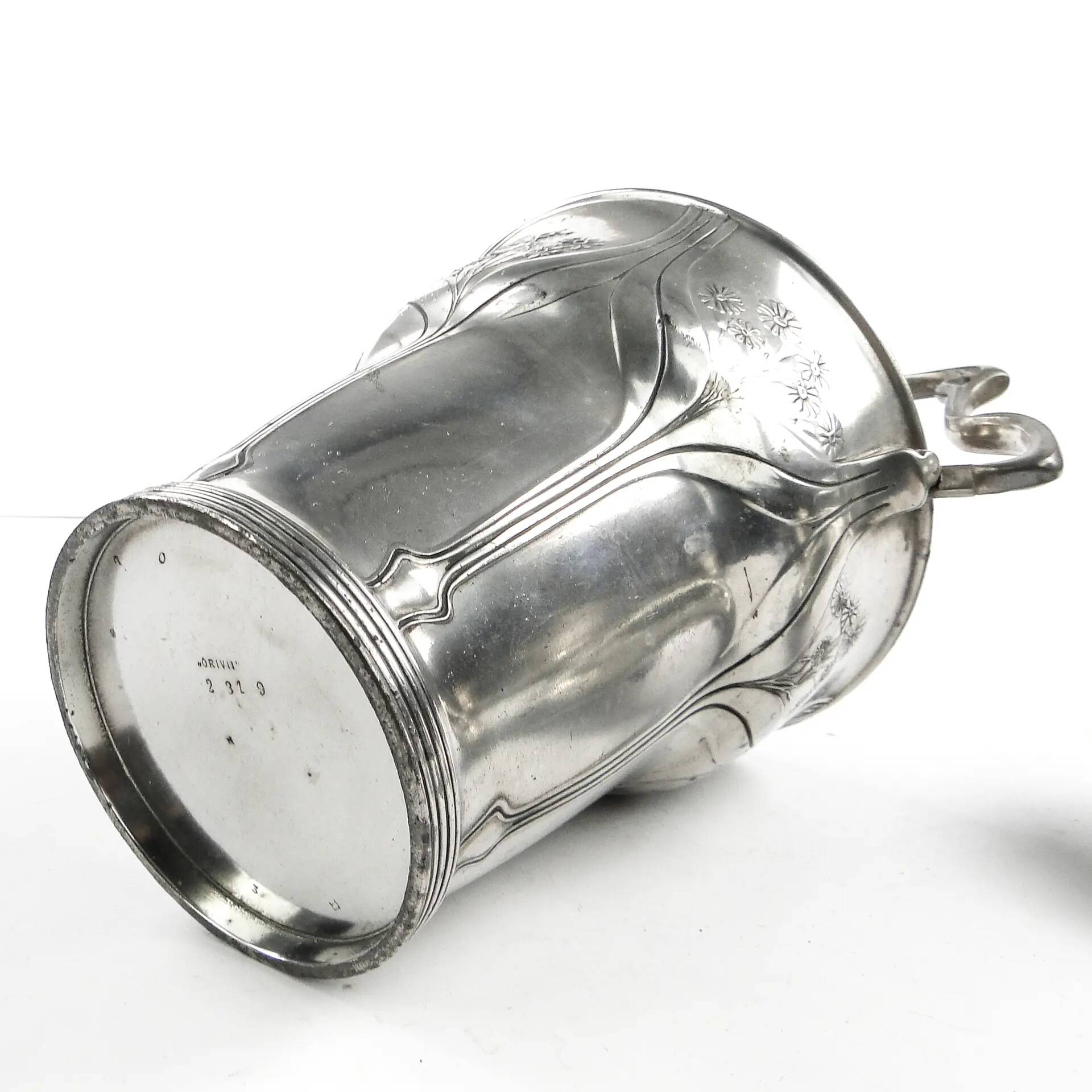 Art Nouveau tea caddy, silver-plated pewter, Orivit, Germany, early 20th century