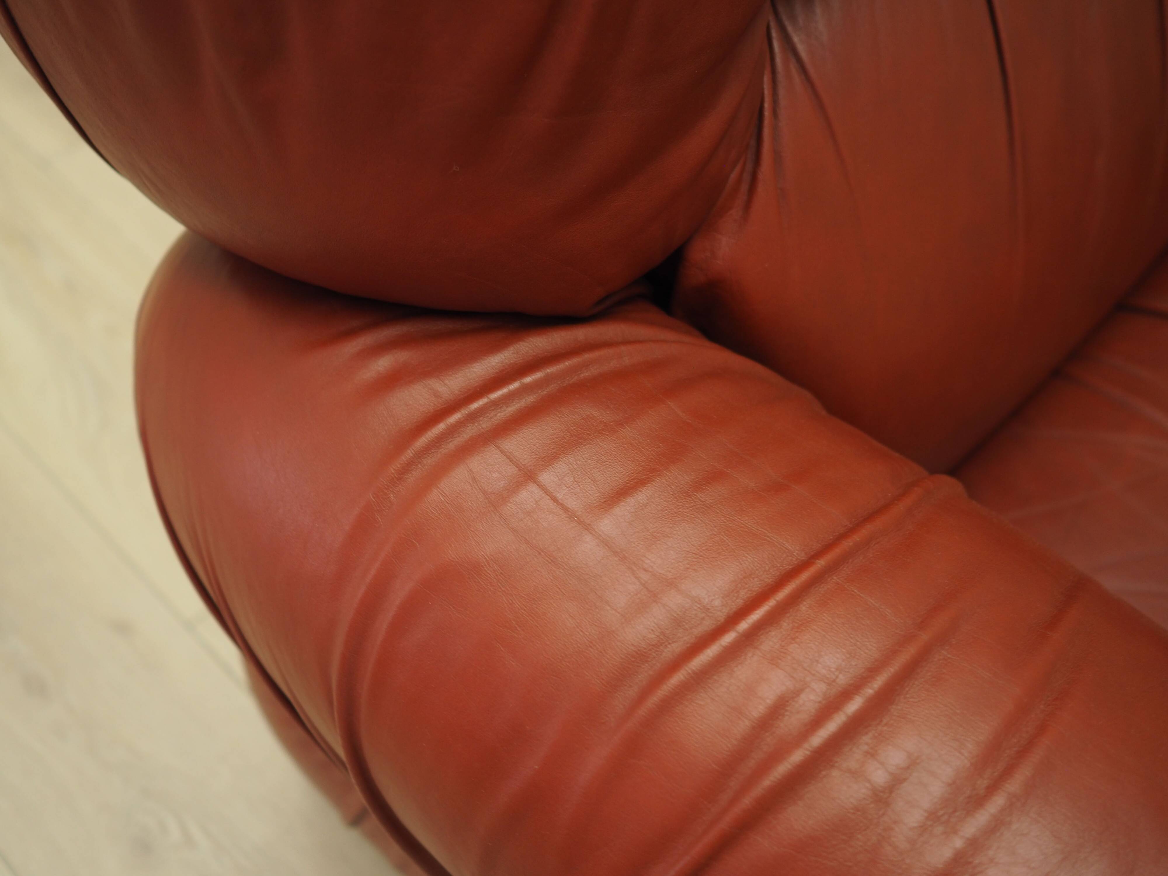 Burgundy armchair, Italian design, 1970s, production: Italy