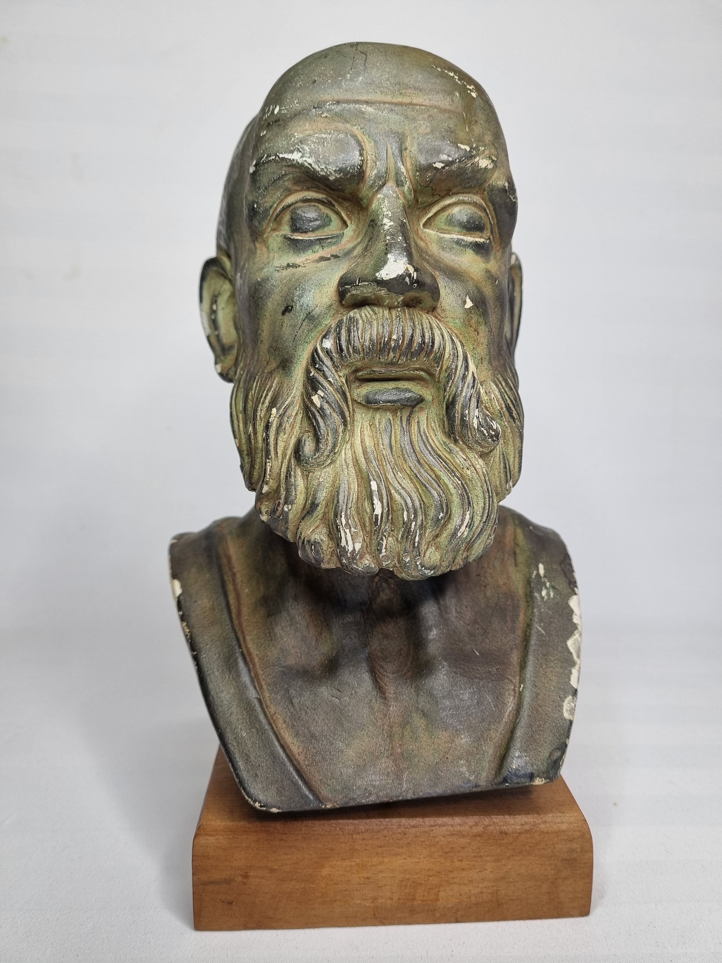 Buste d'Hippocrate en plâtre à l'imitation du bronze, 27 cm