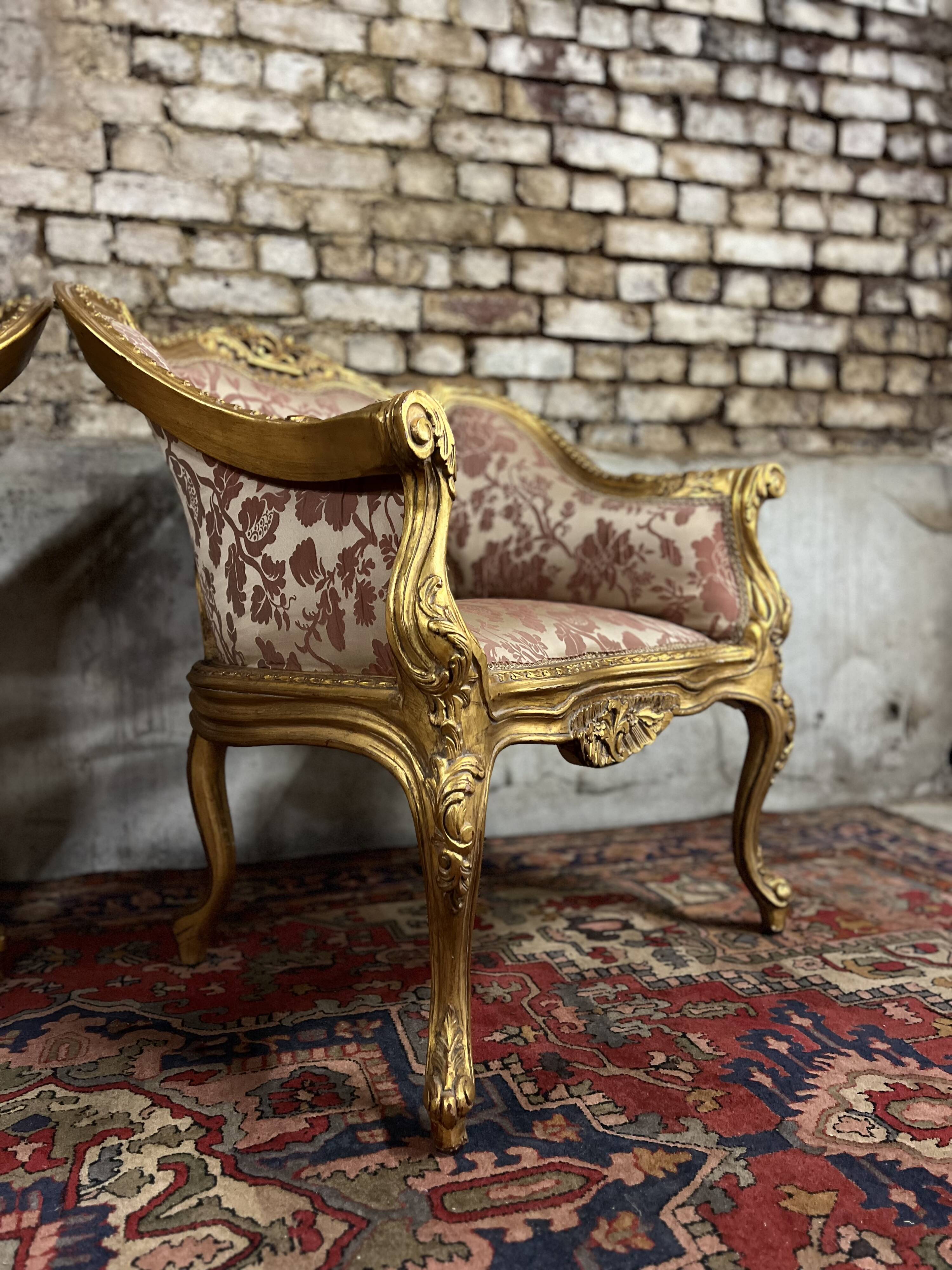 Salon En Bois Doré De Style Louis XV