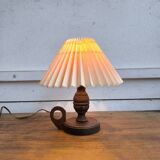 Table lamp in turned wood