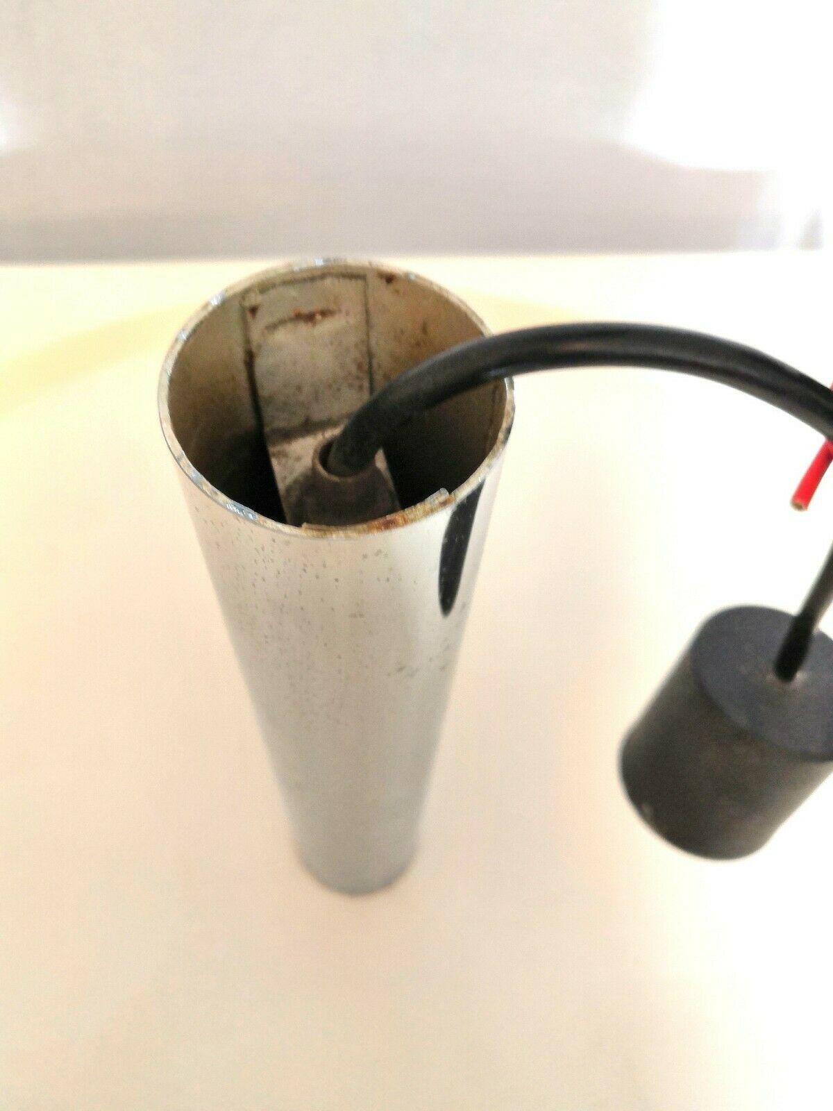 Raak 70s design tube suspension
