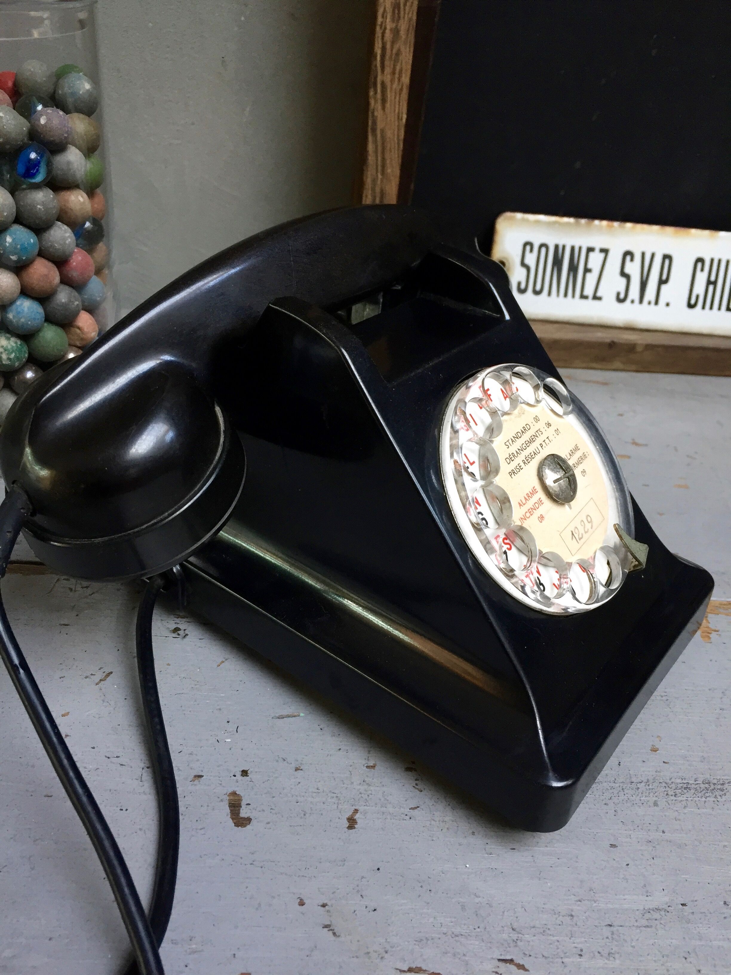 Téléphone bakélite noir