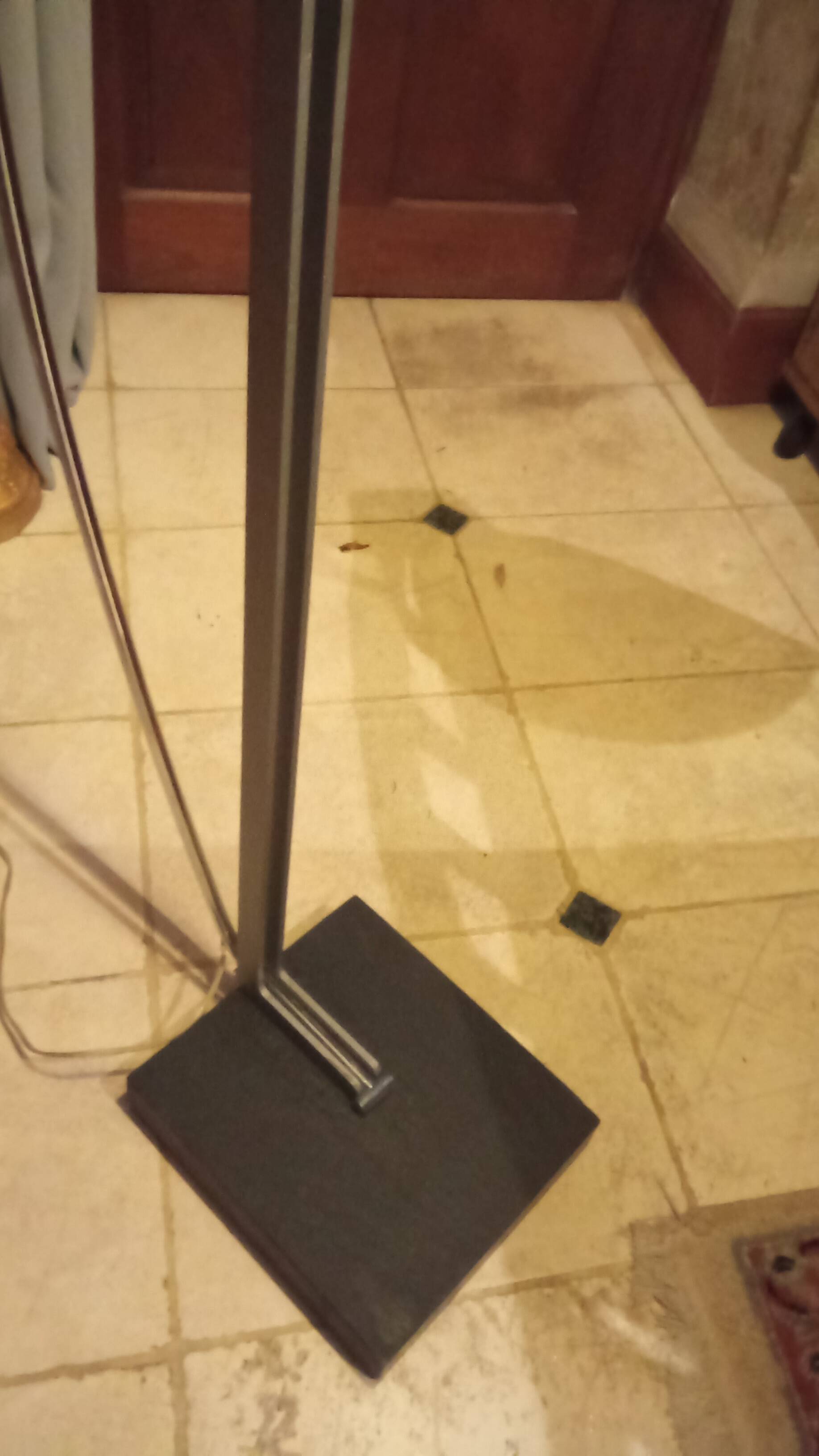 "Mama" floor lamp. Ligne Roset.