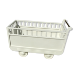 Old baby bed camper 1950 vintage