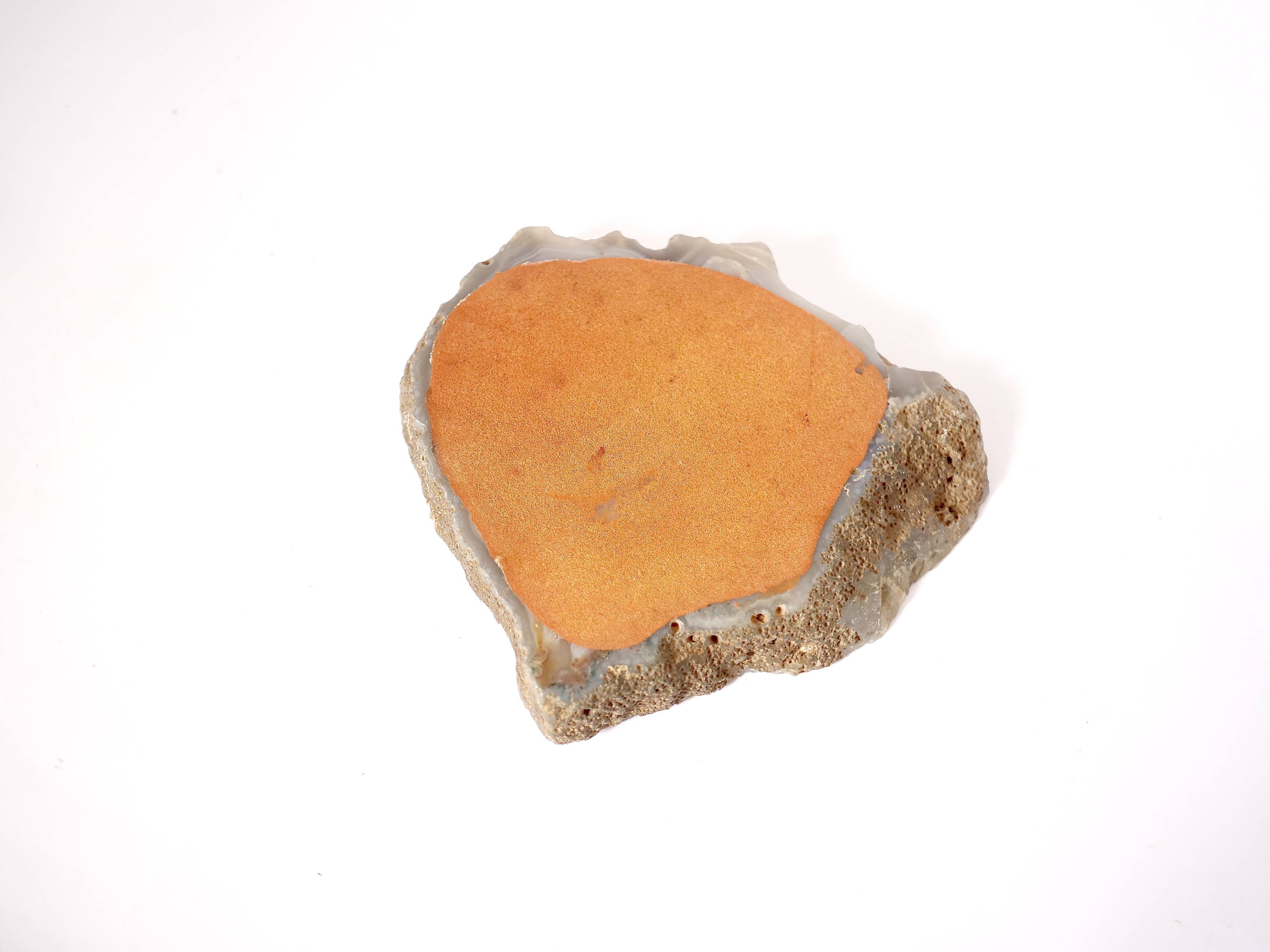 delicate attention bowl made of natural Agate stone Italy 1960