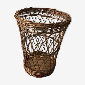 60s rattan basket