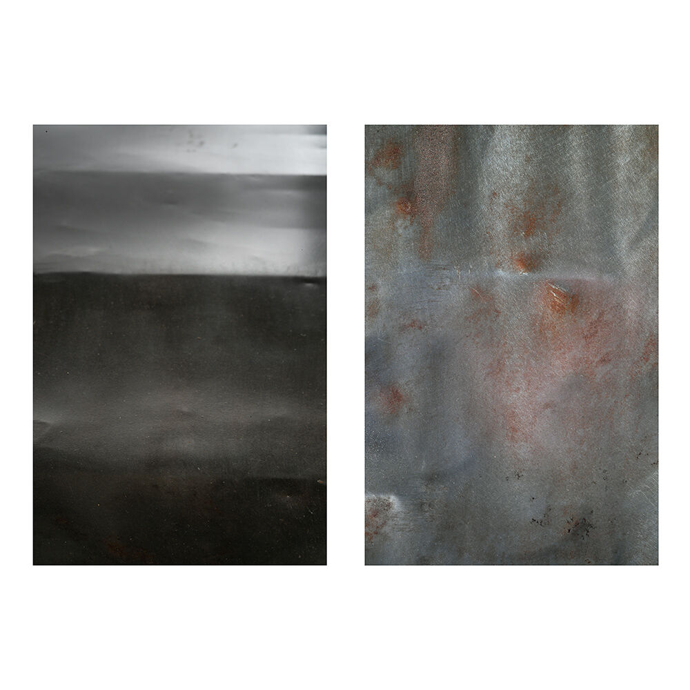 Industrial furniture with 100 metal lockers