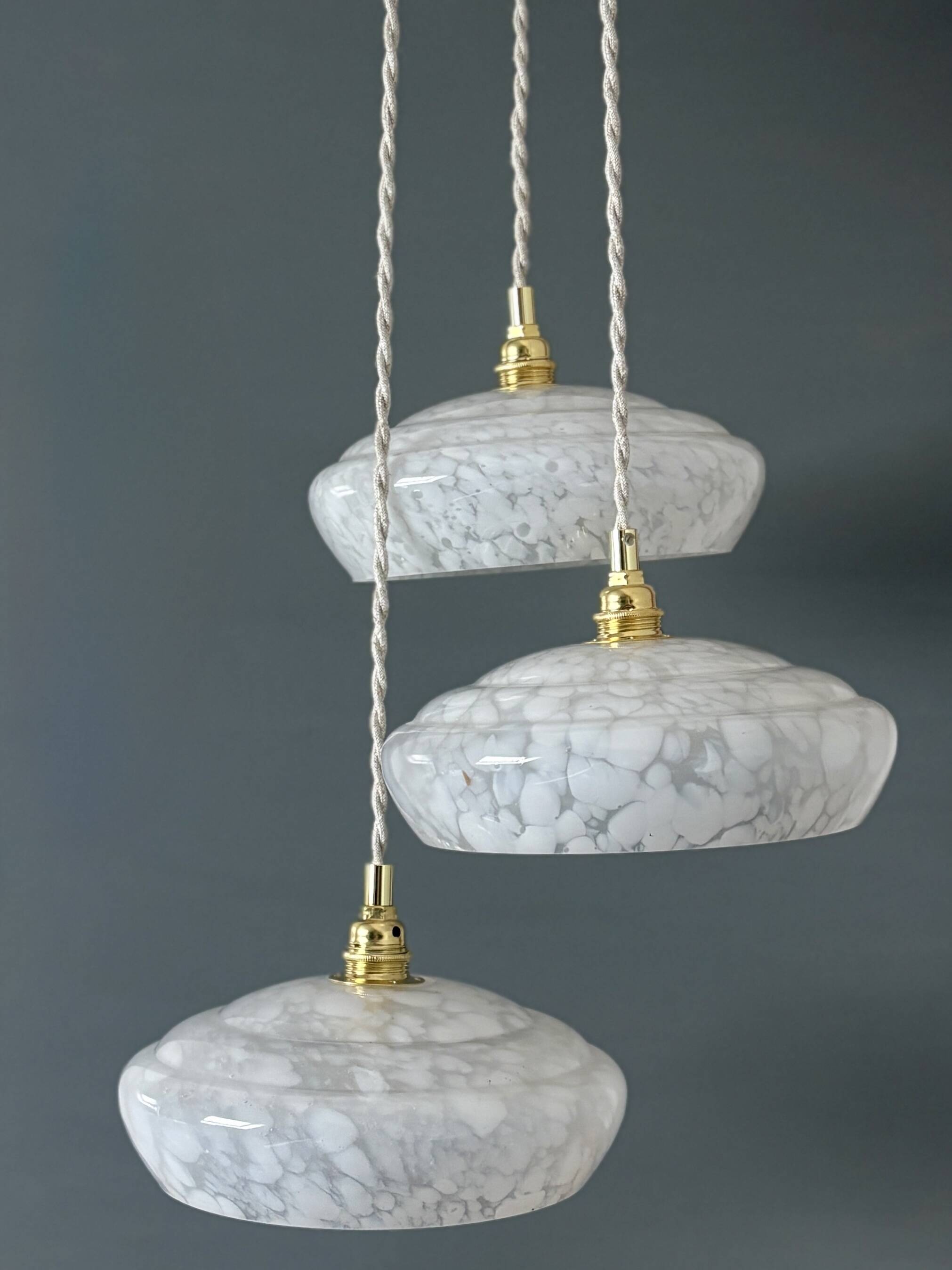 Vintage triple suspension lampshade in Clichy glass bench