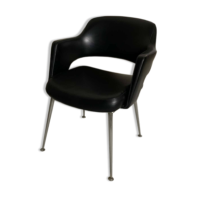 Fauteuil style conférence design noir pieds métal – lignes contemporaines