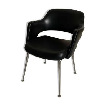 Fauteuil style conférence design noir pieds métal – lignes contemporaines