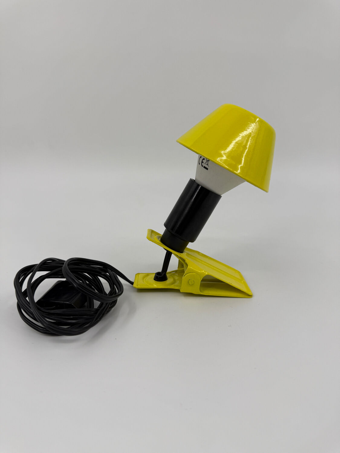 Mushroom clip lamp