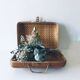 Vintage rattan valisette