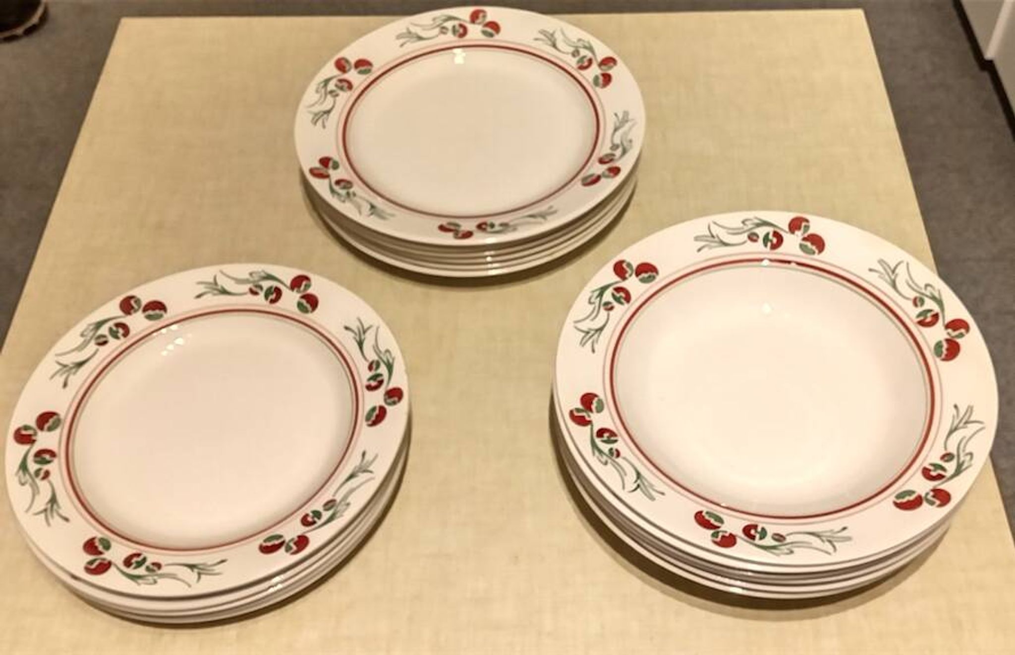 6 assiettes plates Villeroy & Boch art-déco