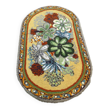 Tapis ovale vintage années 70 - Motifs fleurs pop vert  & moutarde 185x115