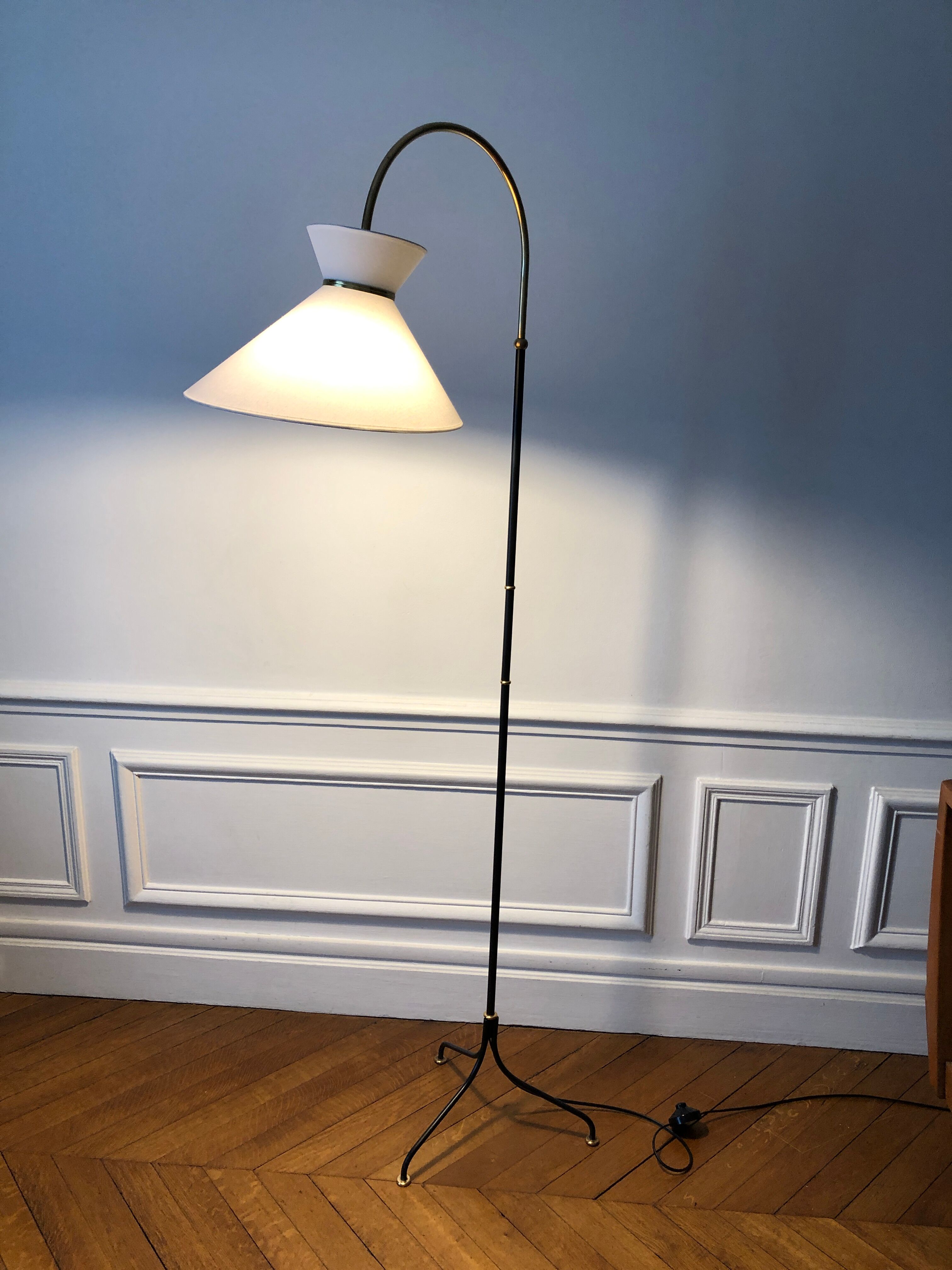 1960 tripod floor lamp - diabolo shade
