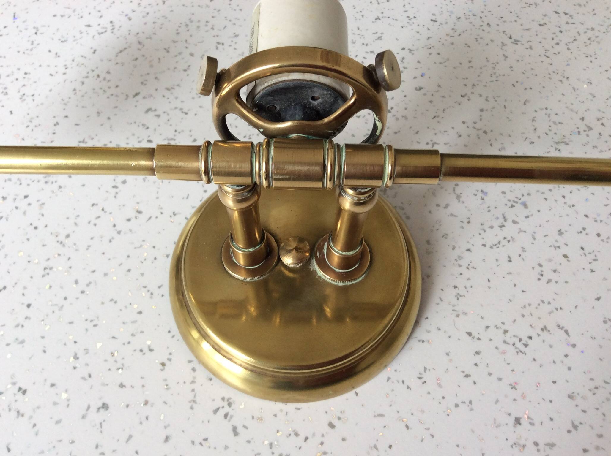 Brass wall light: 3 lamps