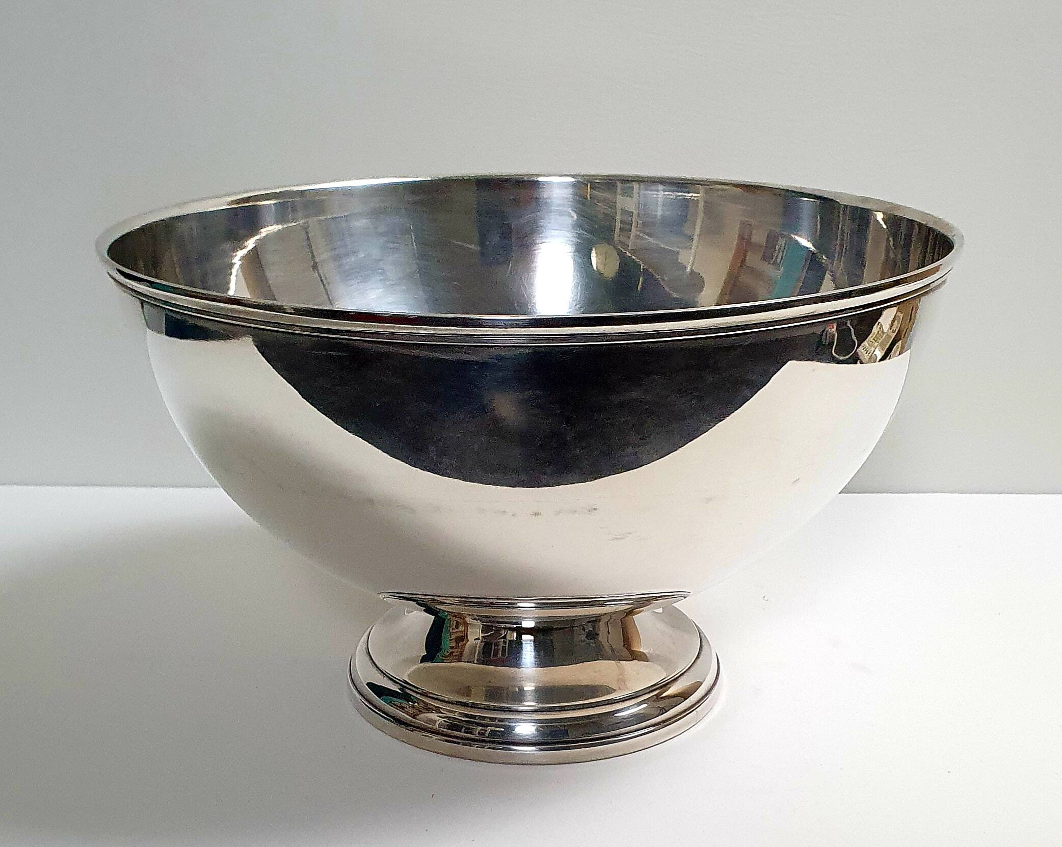Large silver metal champagne basin