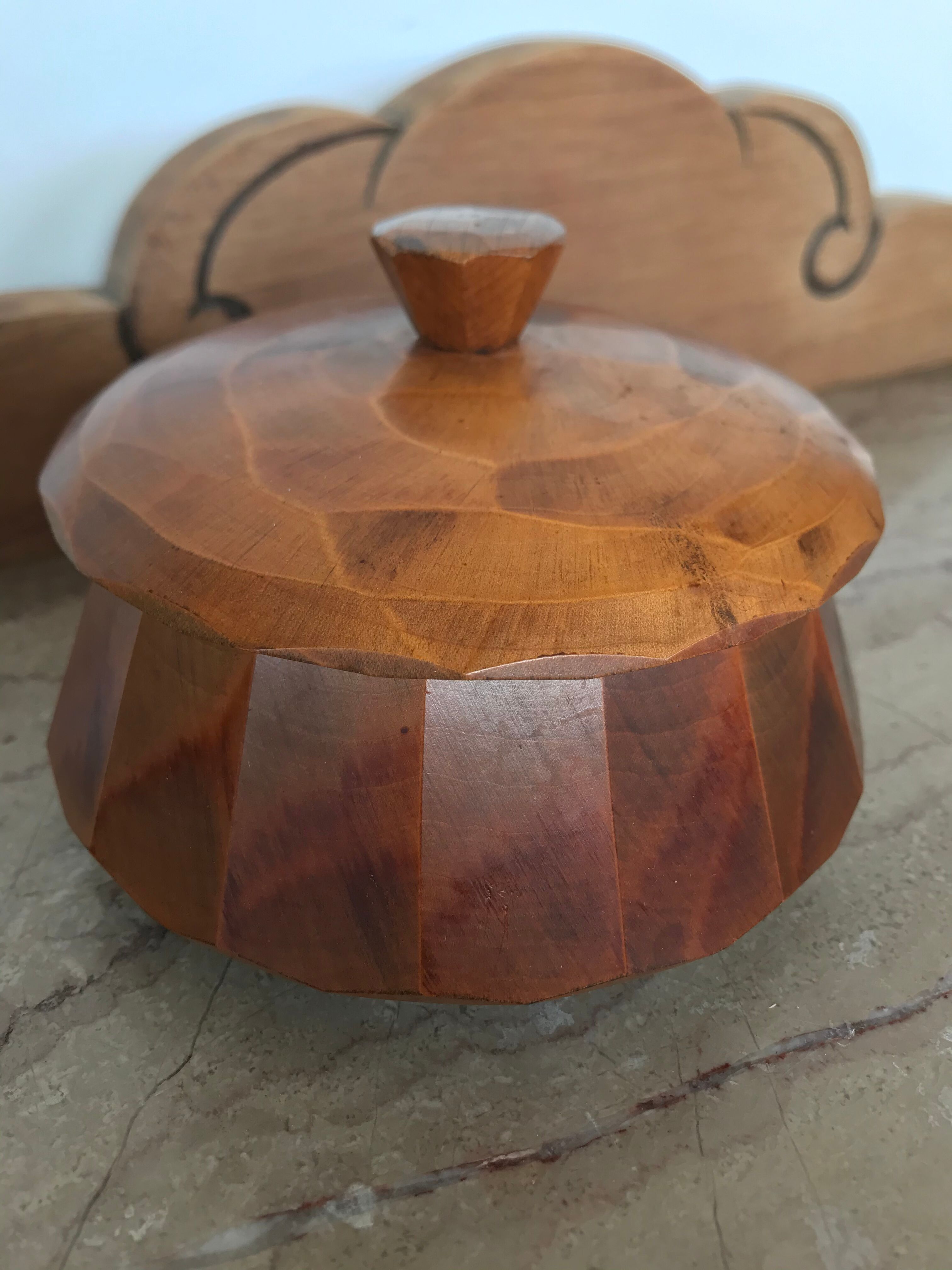 Jewelry box