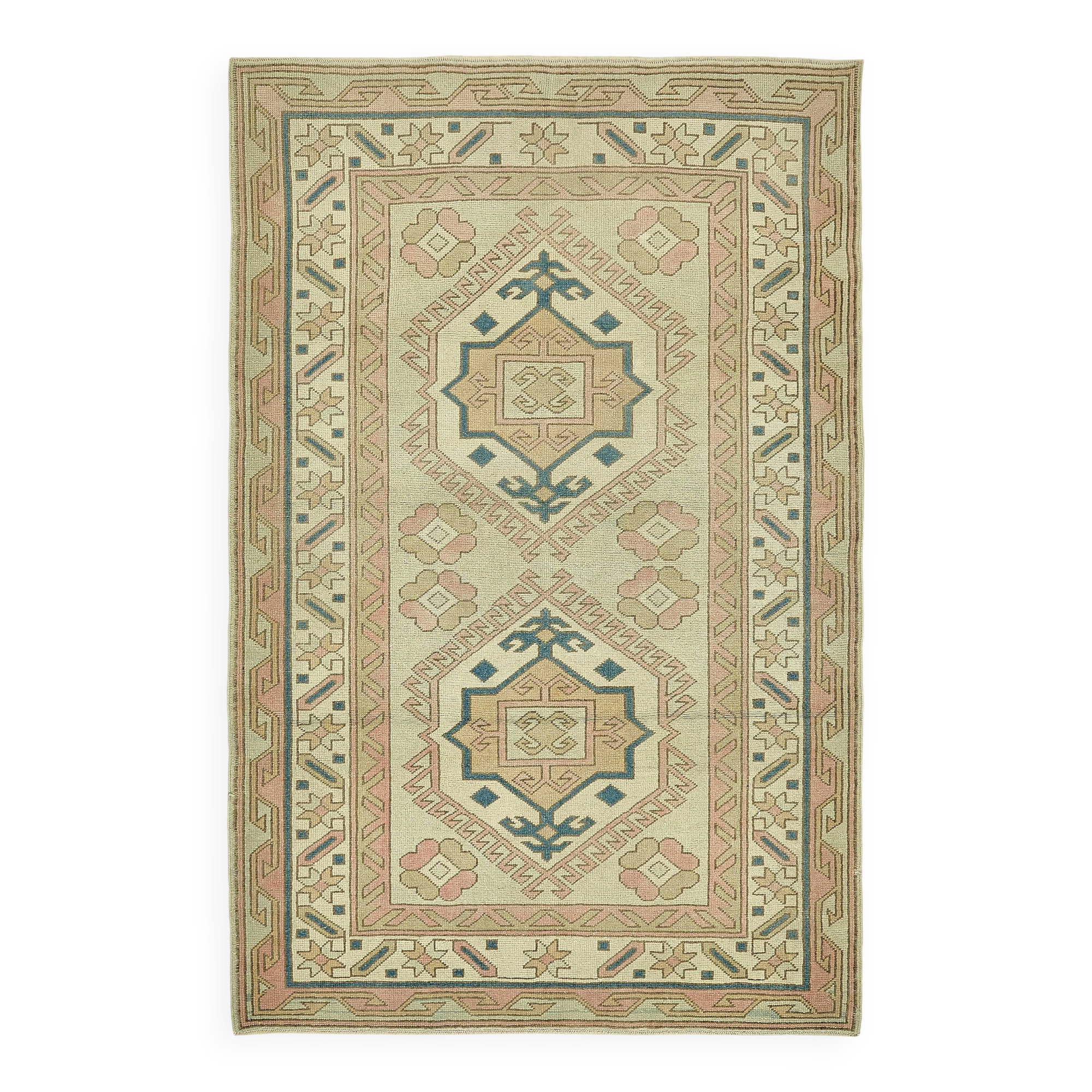 Turkish Vintage Anatolian Rug 134 cm x 205 cm