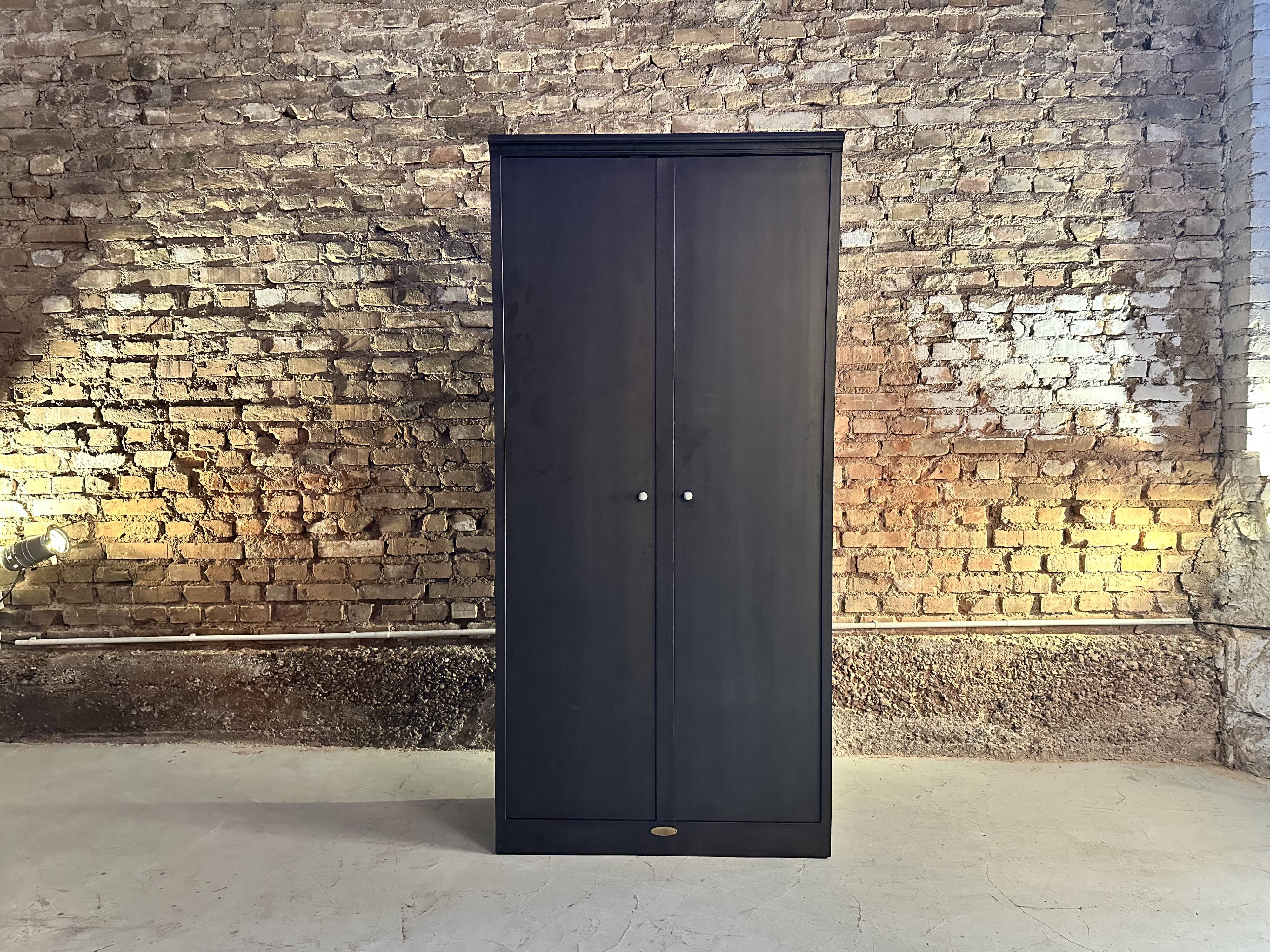 Armoire, étagère industrielle Strafor "Forge de Strasbourg"