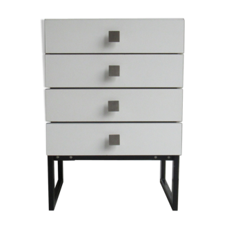 Dresser model "554" of Pierre Guariche for Meurop