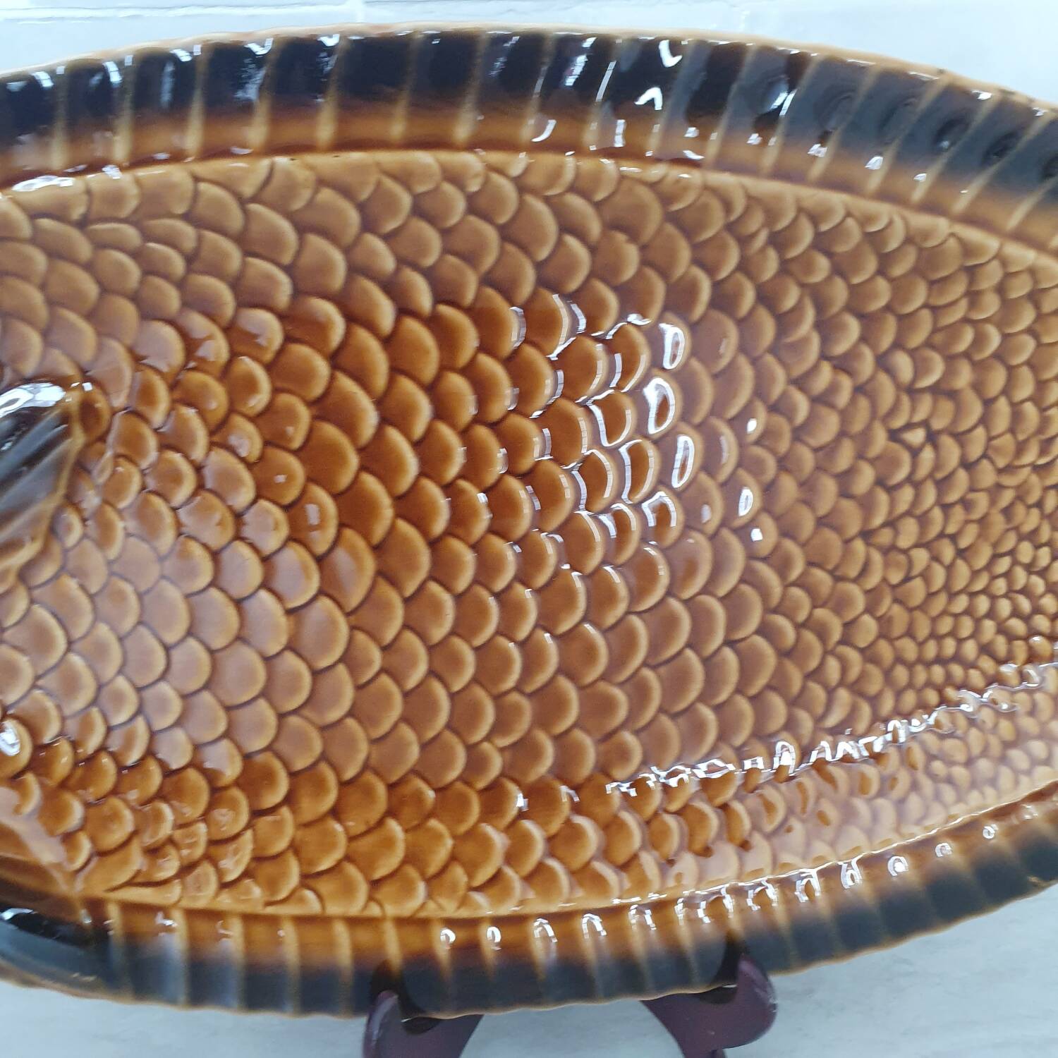 Sarreguemines / Large serving platter and matching fish-shaped sauce boat