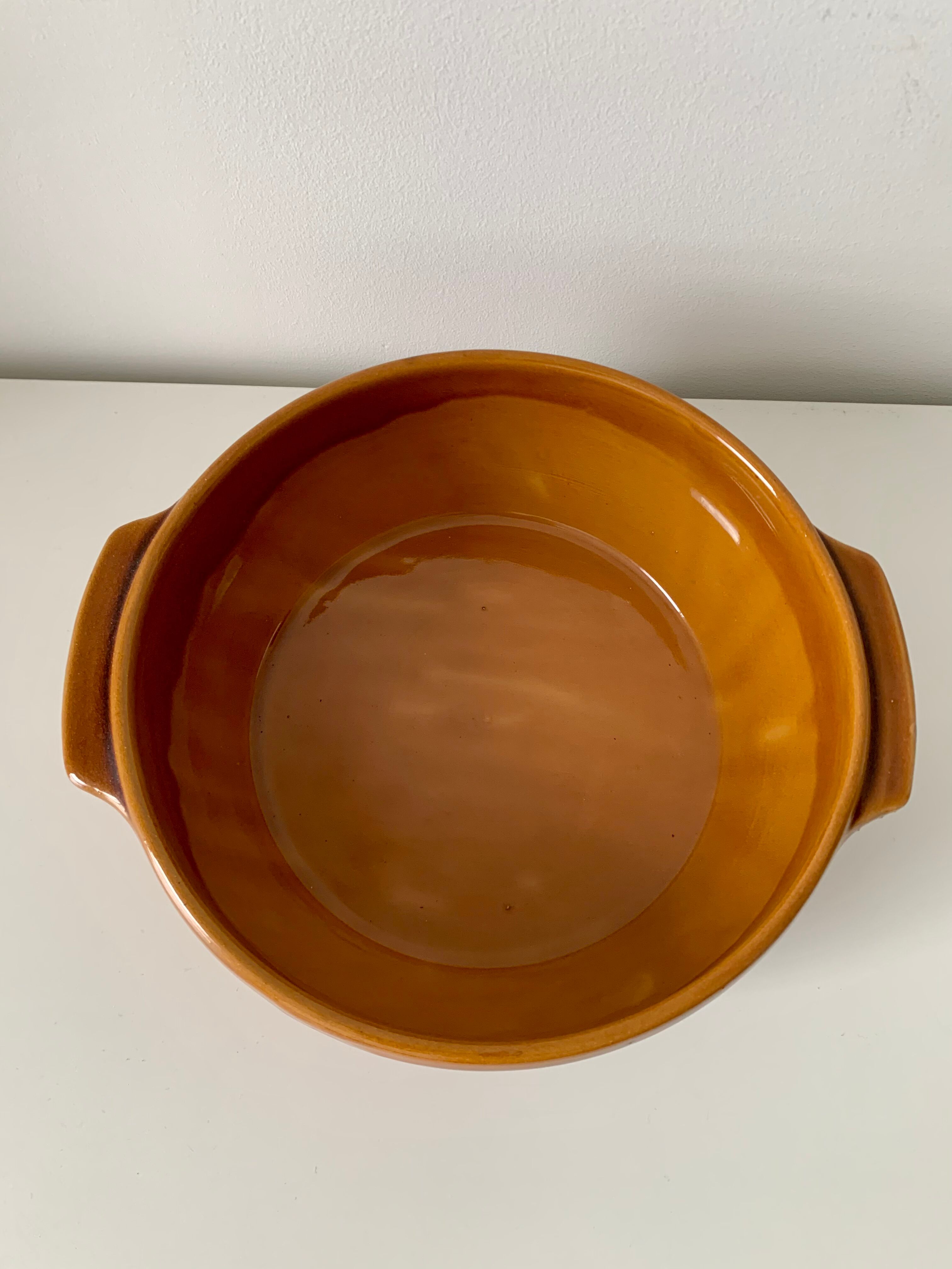 Plat creux en grès