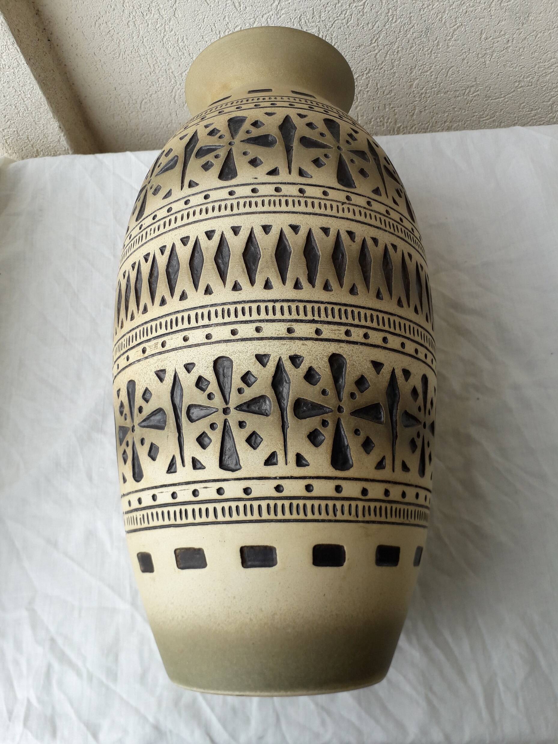 Vase céramique beige