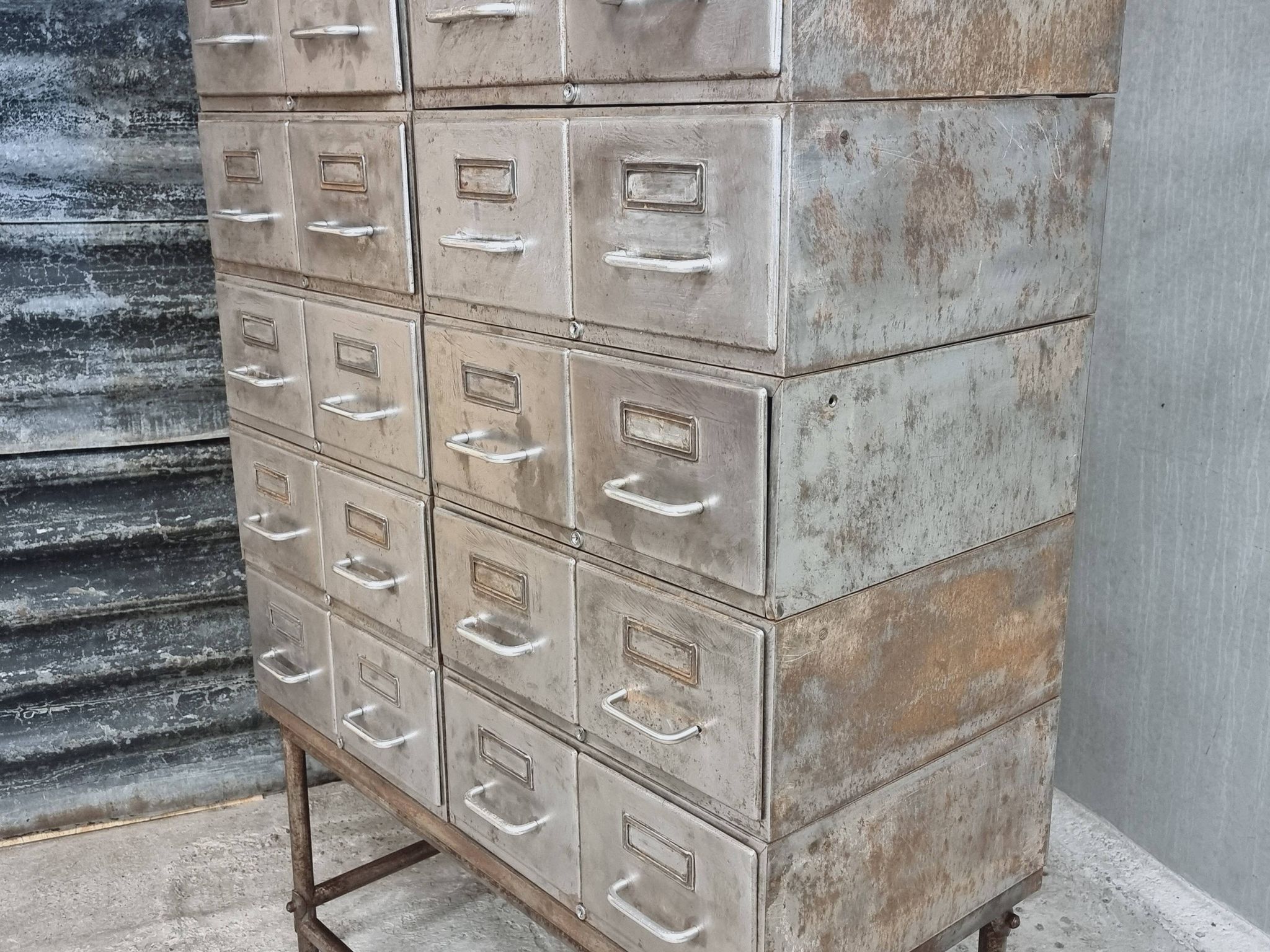 Industrial drawer cabinet filing cabinet hobby cabinet made of iron