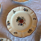 Set of 11 earthenware plates from the Sarreguemines factory, model