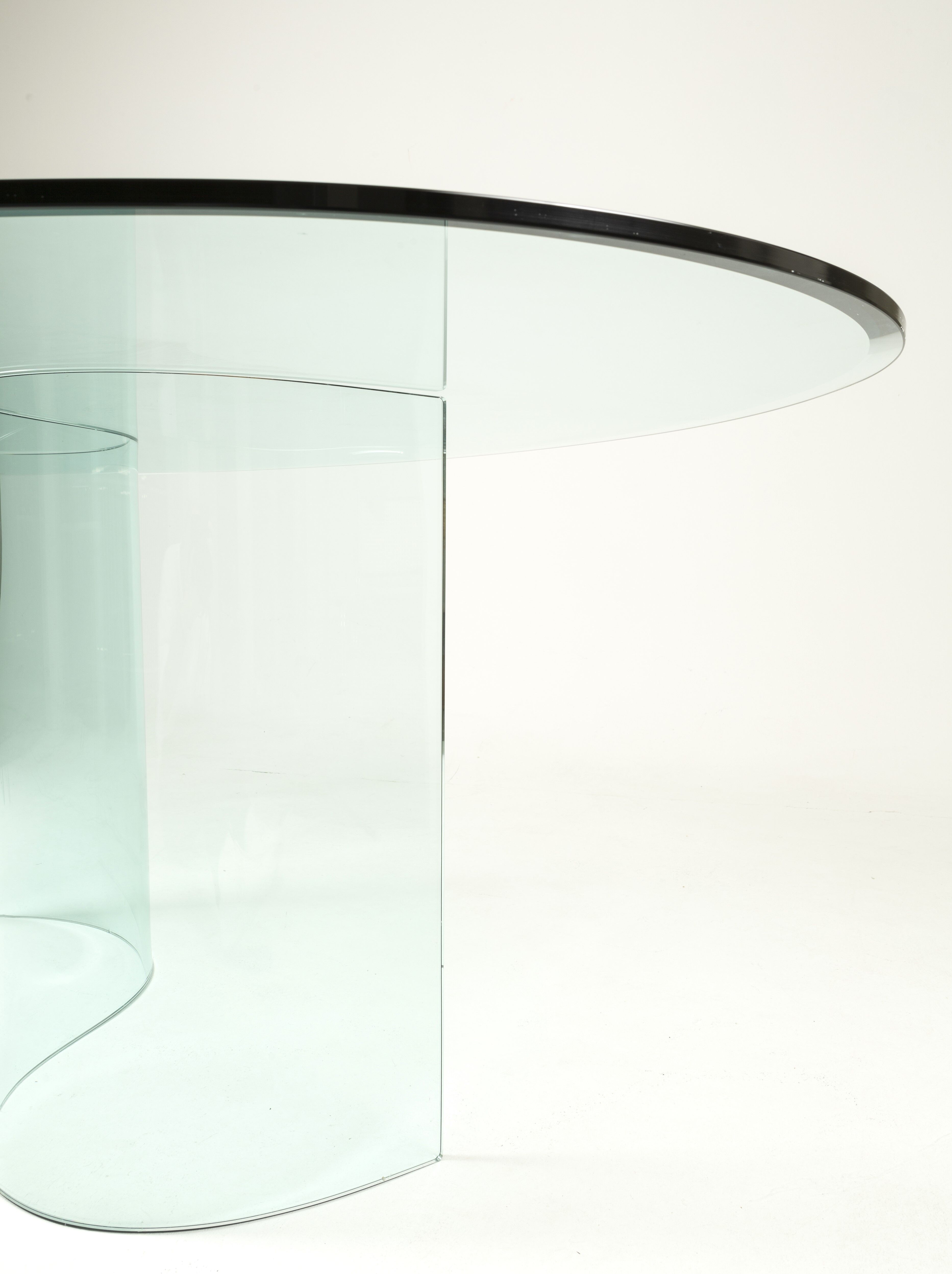 Table à manger en verre vintage