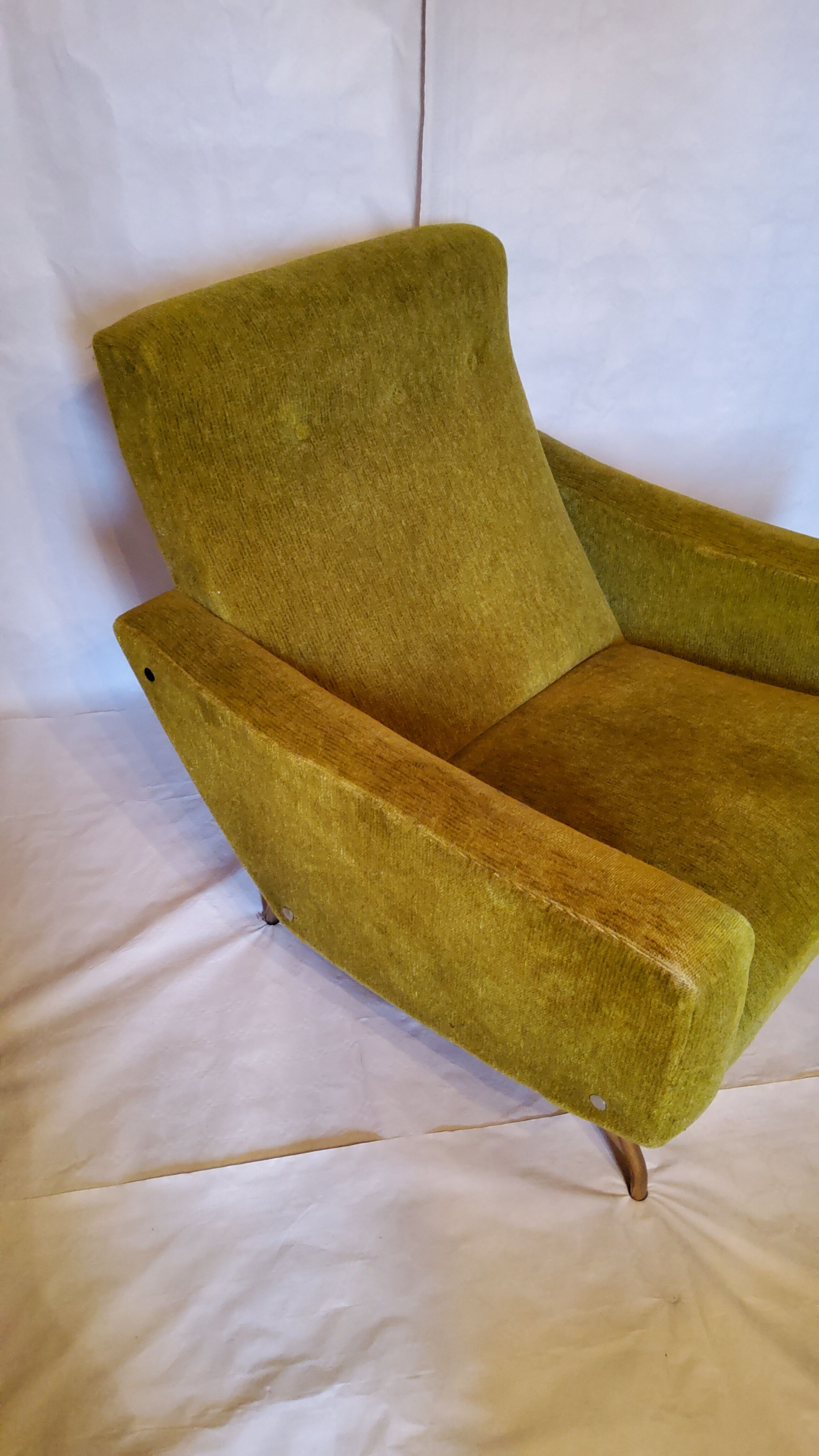 Armchair model "galleon", design Gilbert Steiner, edited by Steiner, 60