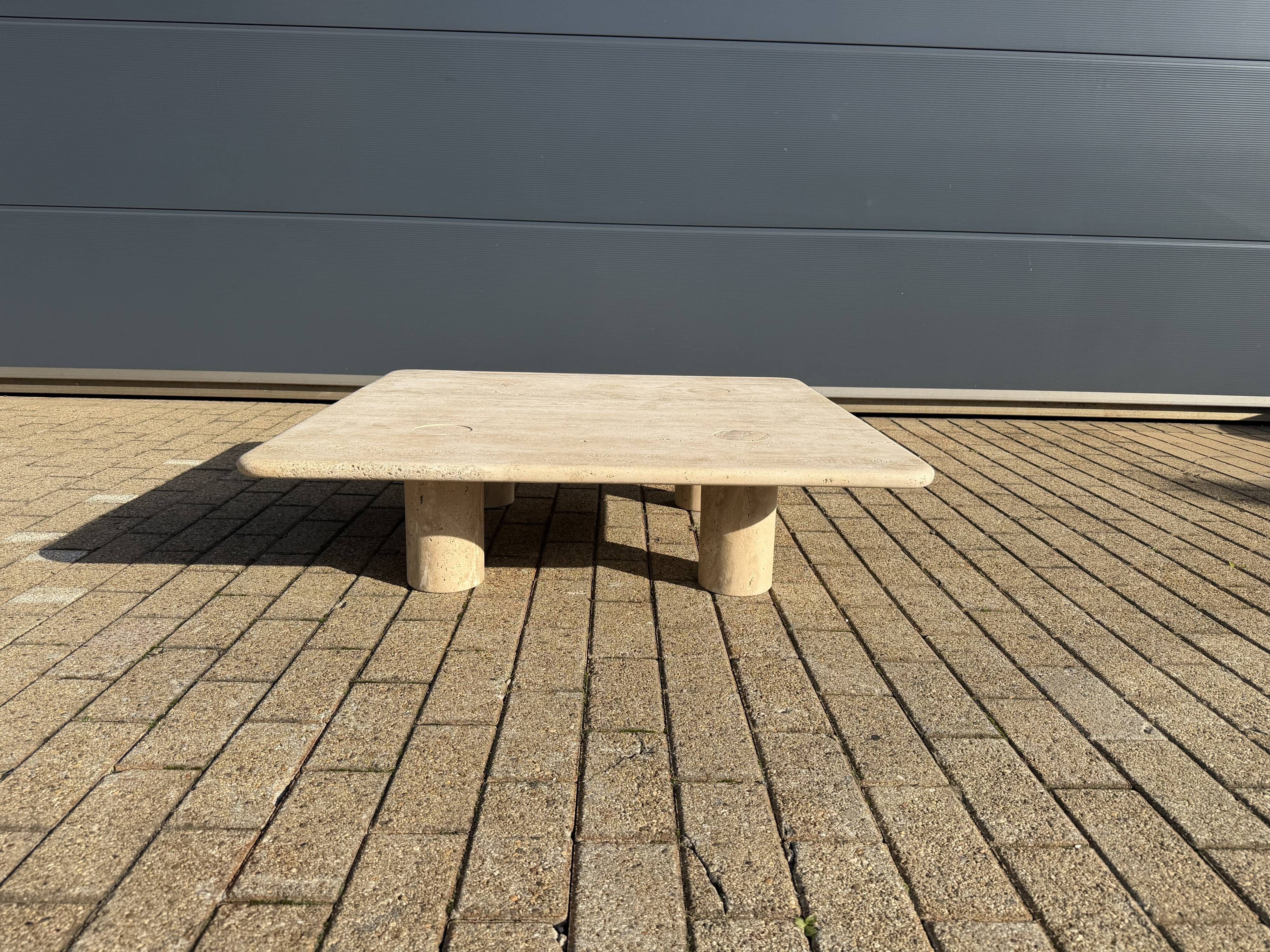 Travertine coffee table Angelo Mangiarotti for Up&Up 1970s